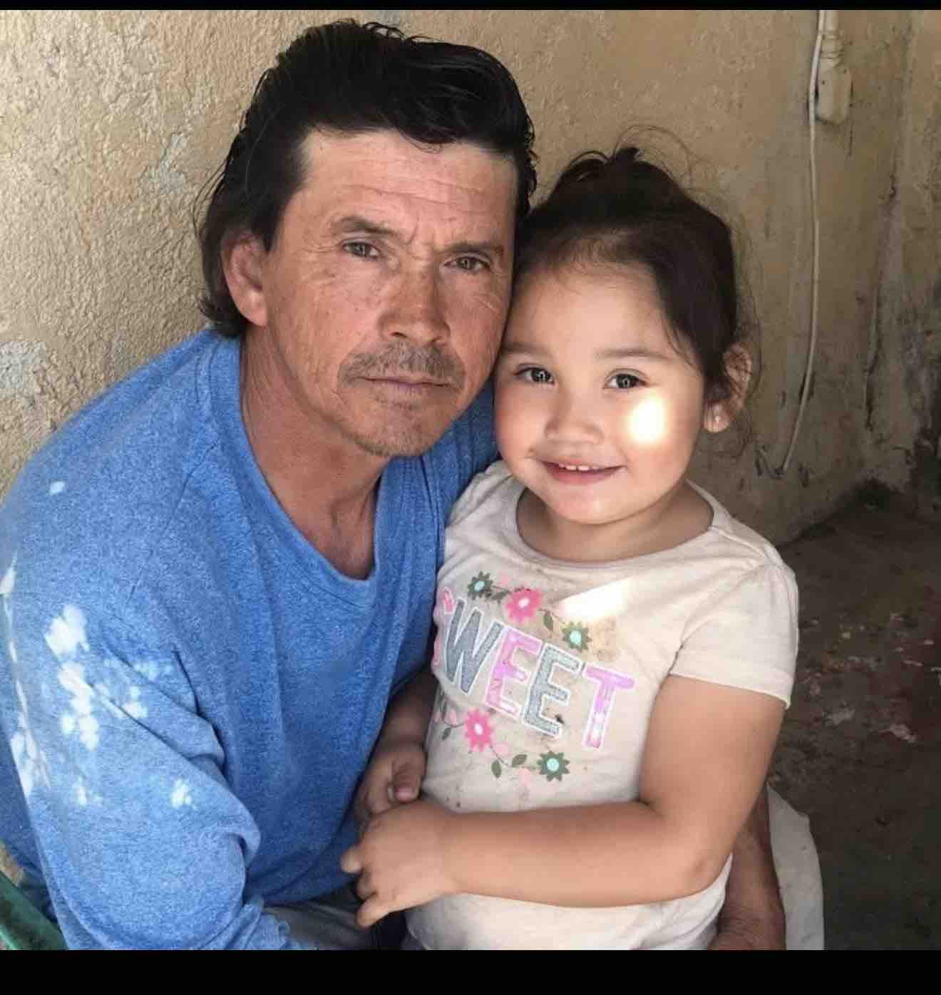 Help Maria’s dad return back with his family campaign photo, 5 of 7