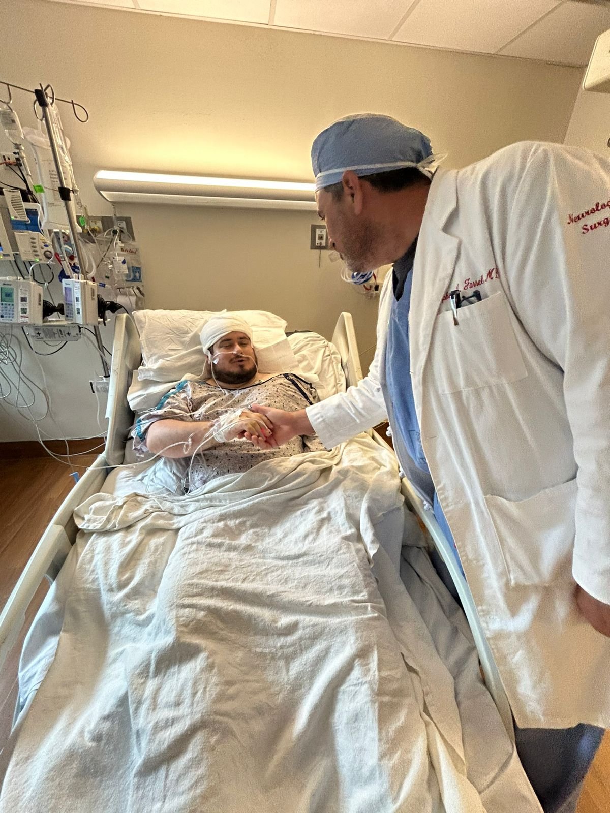 Ayuda a Julian Andres a enfrentar un tumor cerebral campaign photo, 2 of 4
