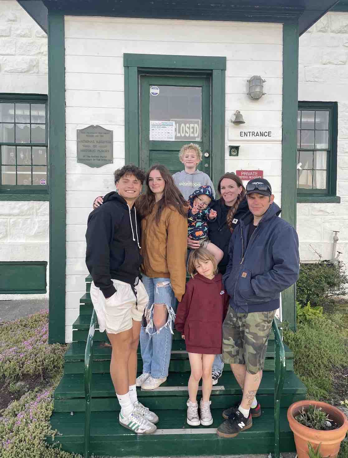 Help Our Family of seven After the Hawk Fire campaign photo, 9 of 12