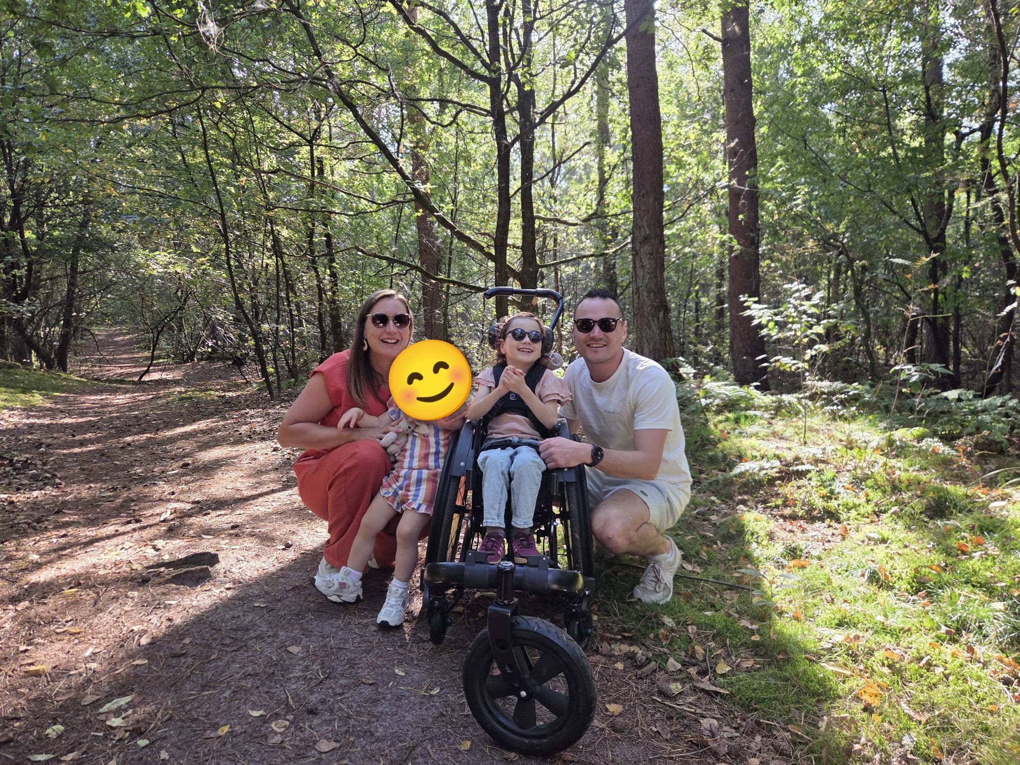 Help Milou (5) aan een rolstoelbus ❤️ campaign photo, 5 of 7