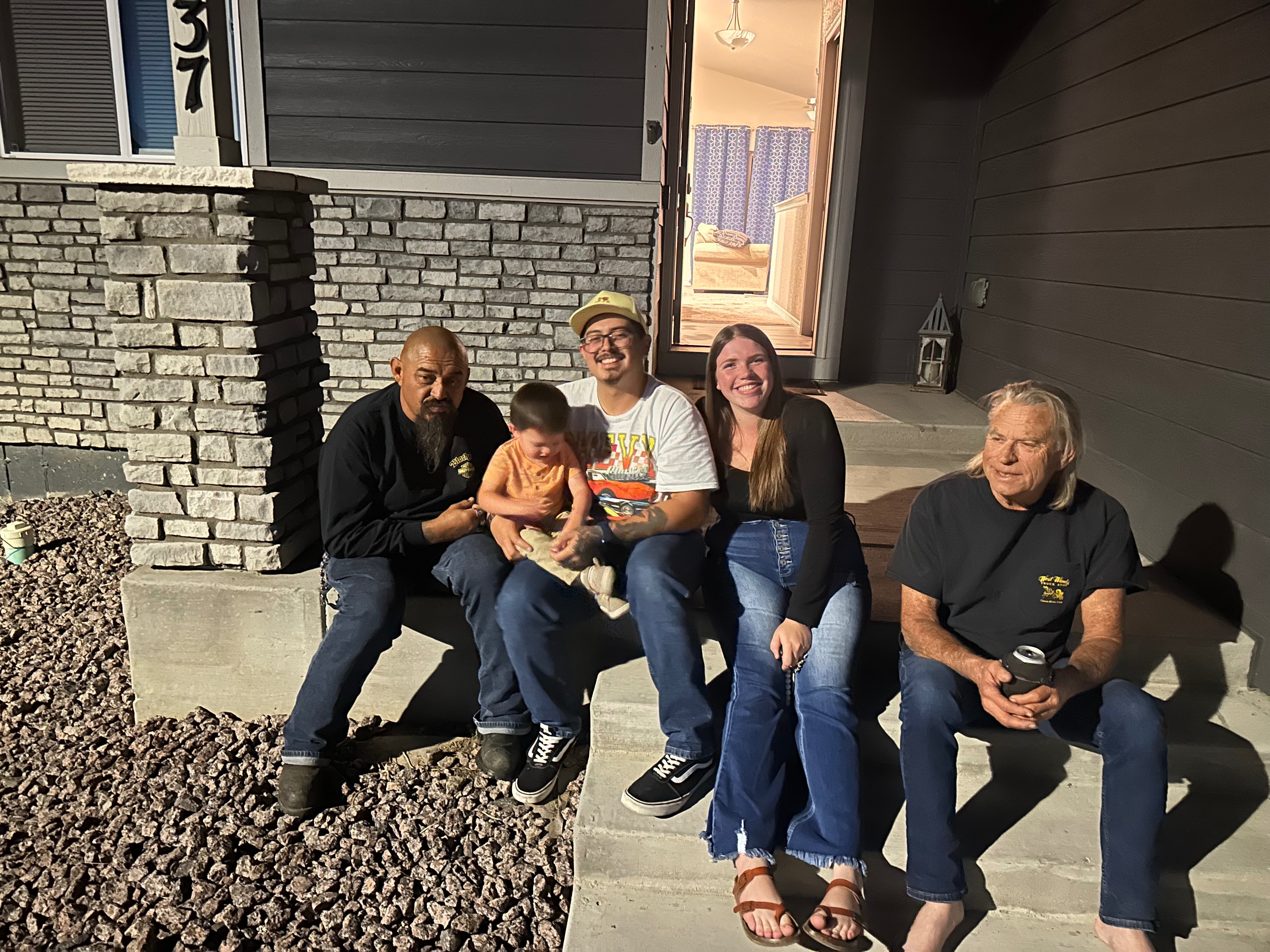 Help Austin Find His Dad and Care for His Family campaign photo, 6 of 8