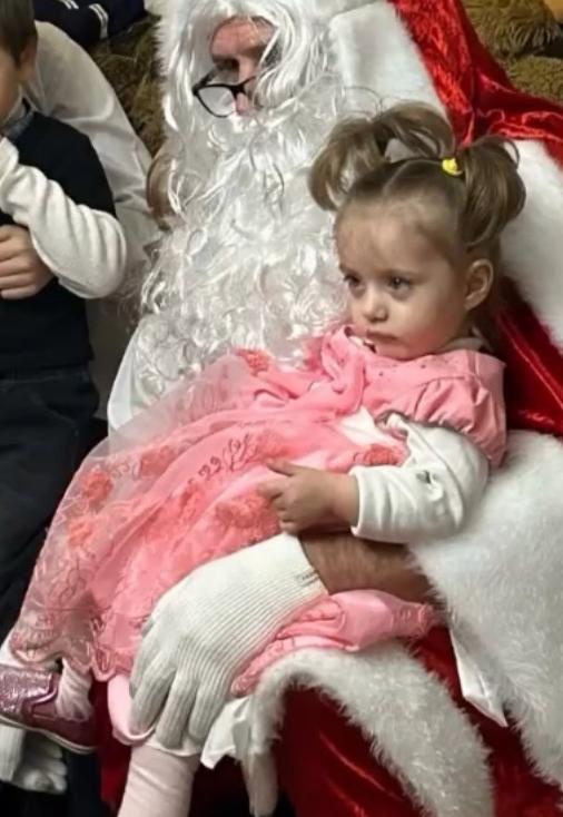 Children of Ukraine Santa Express campaign photo, 7 of 8