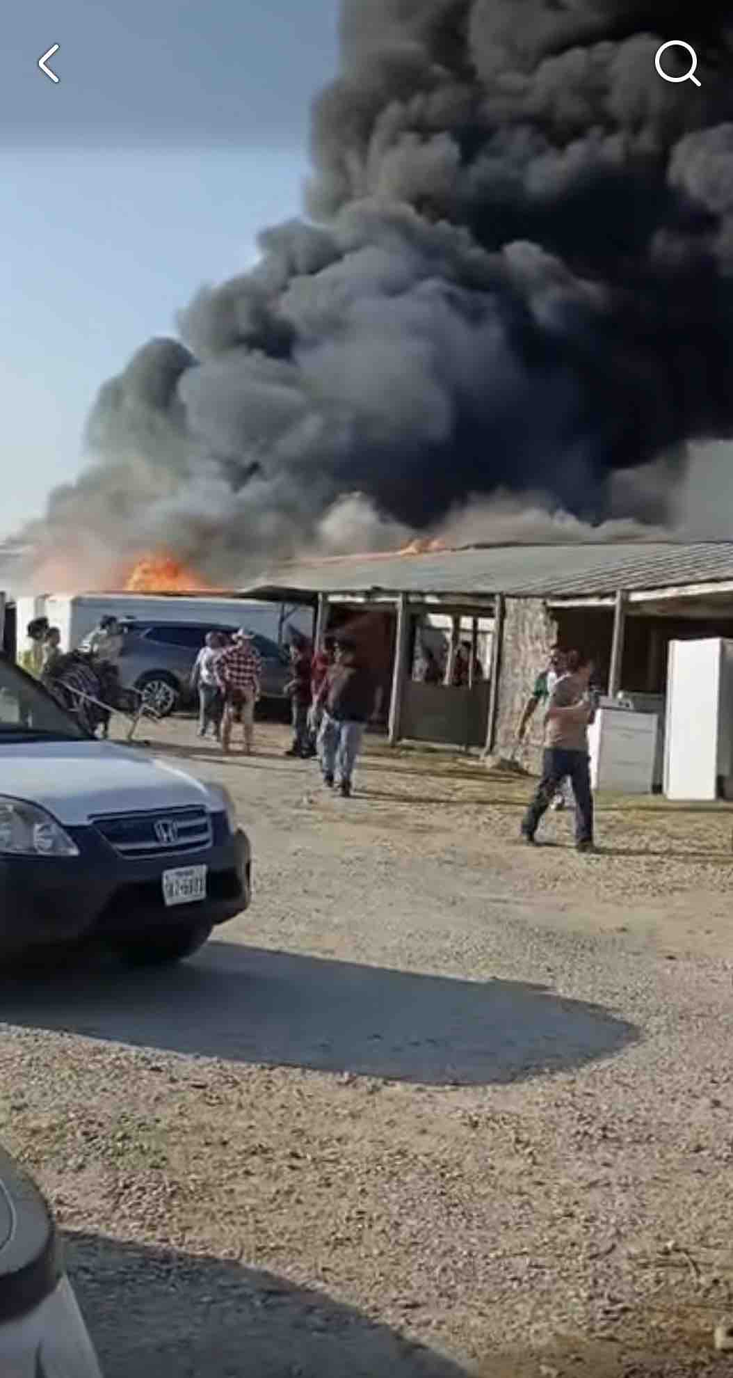 Help Leti Restart Her Business After the Fire campaign photo, 9 of 12