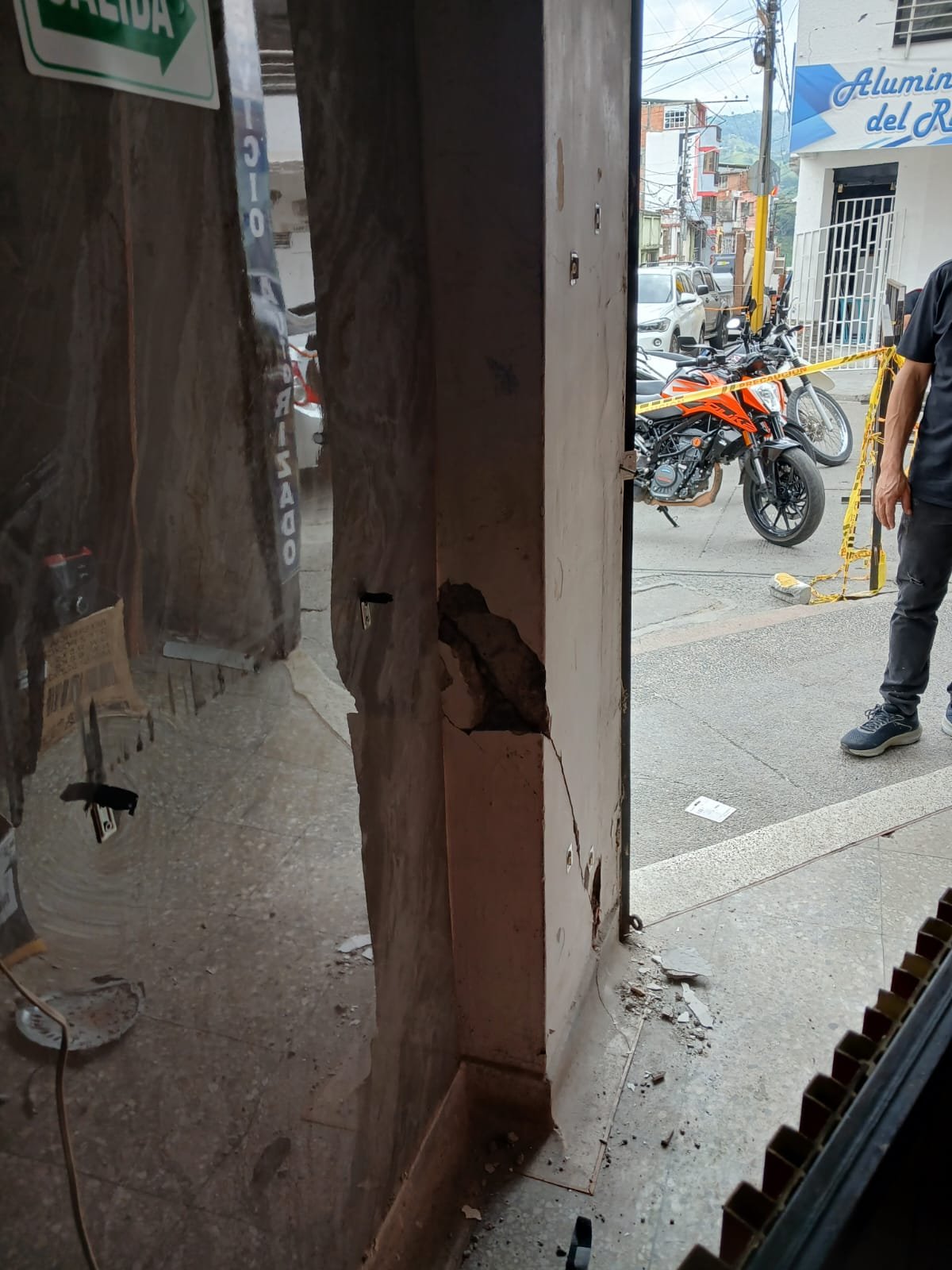 Esperanza tras el sismo: Reconstruyamos el hogar familiar campaign photo, 2 of 8