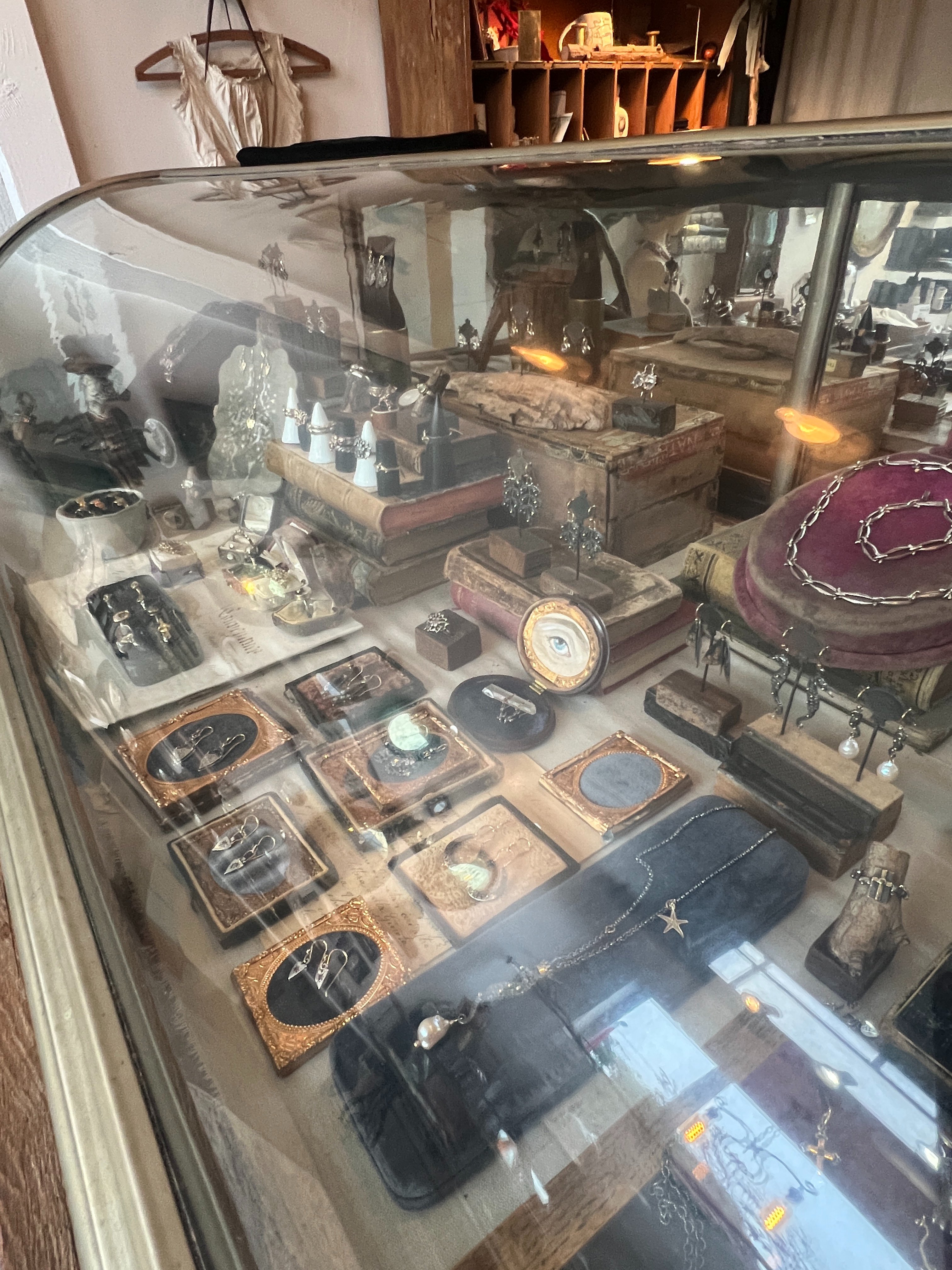 Help Us Restore The Magic Of Modern Relics campaign photo, 11 of 12