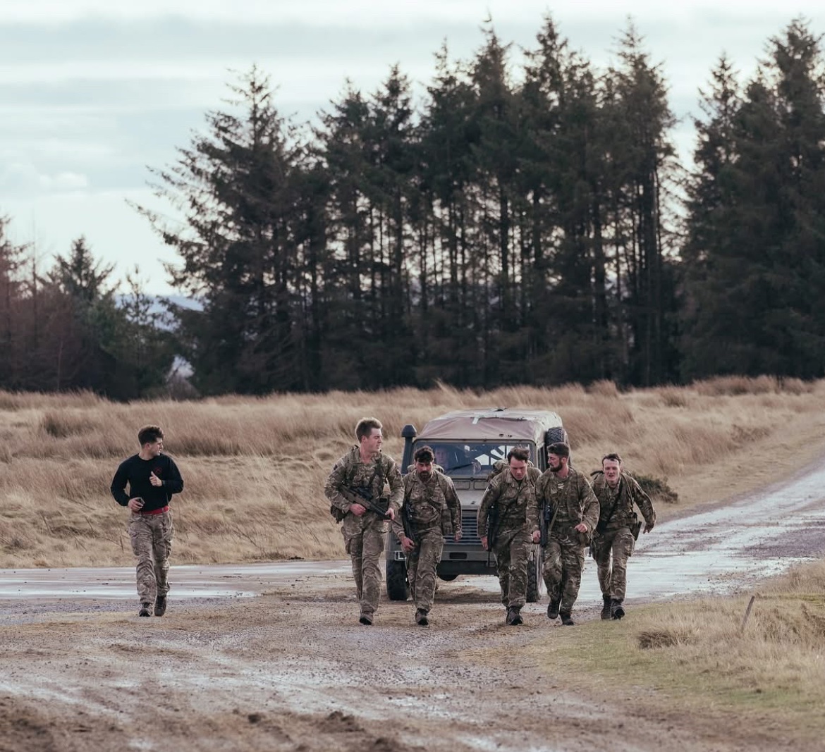 30 miles in 8 hours for help for heroes campaign photo, 5 of 7