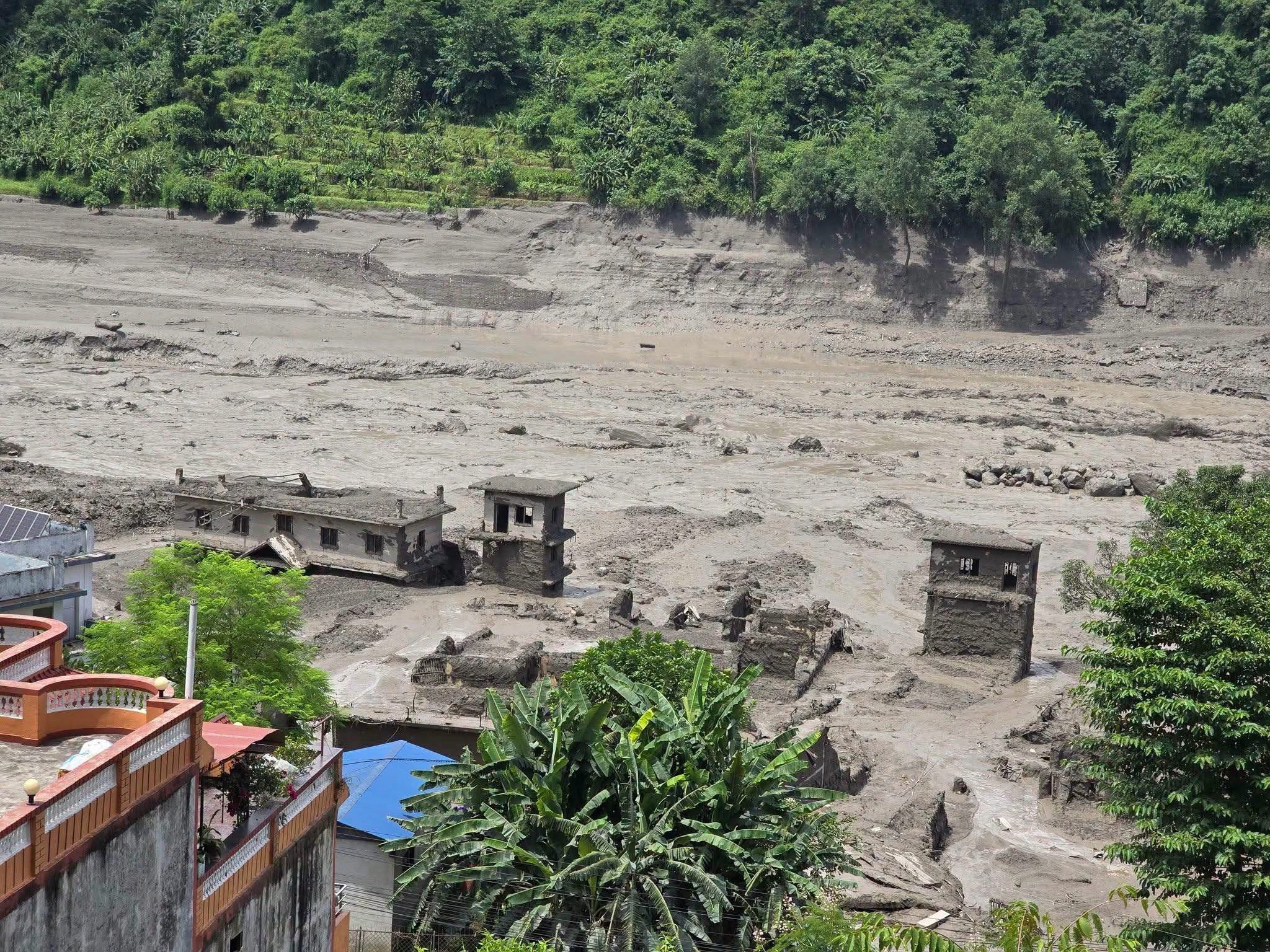 Donate to Bring Hope to Flood Victims campaign photo, 6 of 8