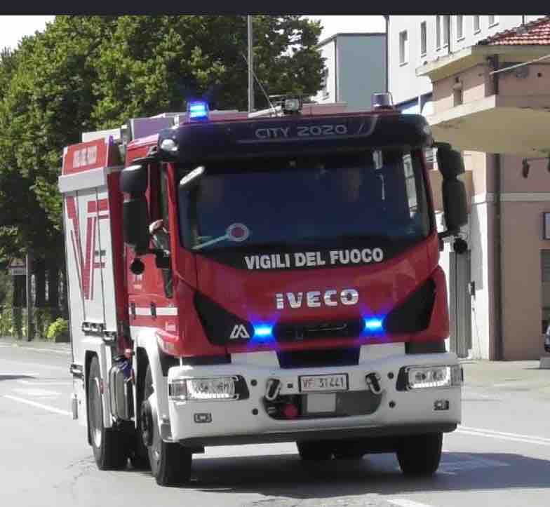 Un gesto concreto per il Distaccamento dei VVF Pieve campaign photo, 2 of 4