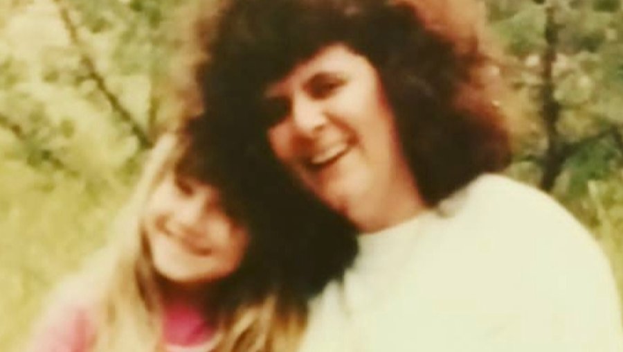 Vesna Harris - Support Vesna After Losing Her Mom