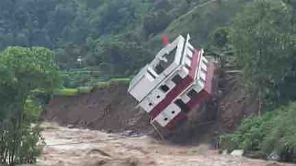 Emergency Urgence NEPAL GORKHA campaign photo, 5 of 8