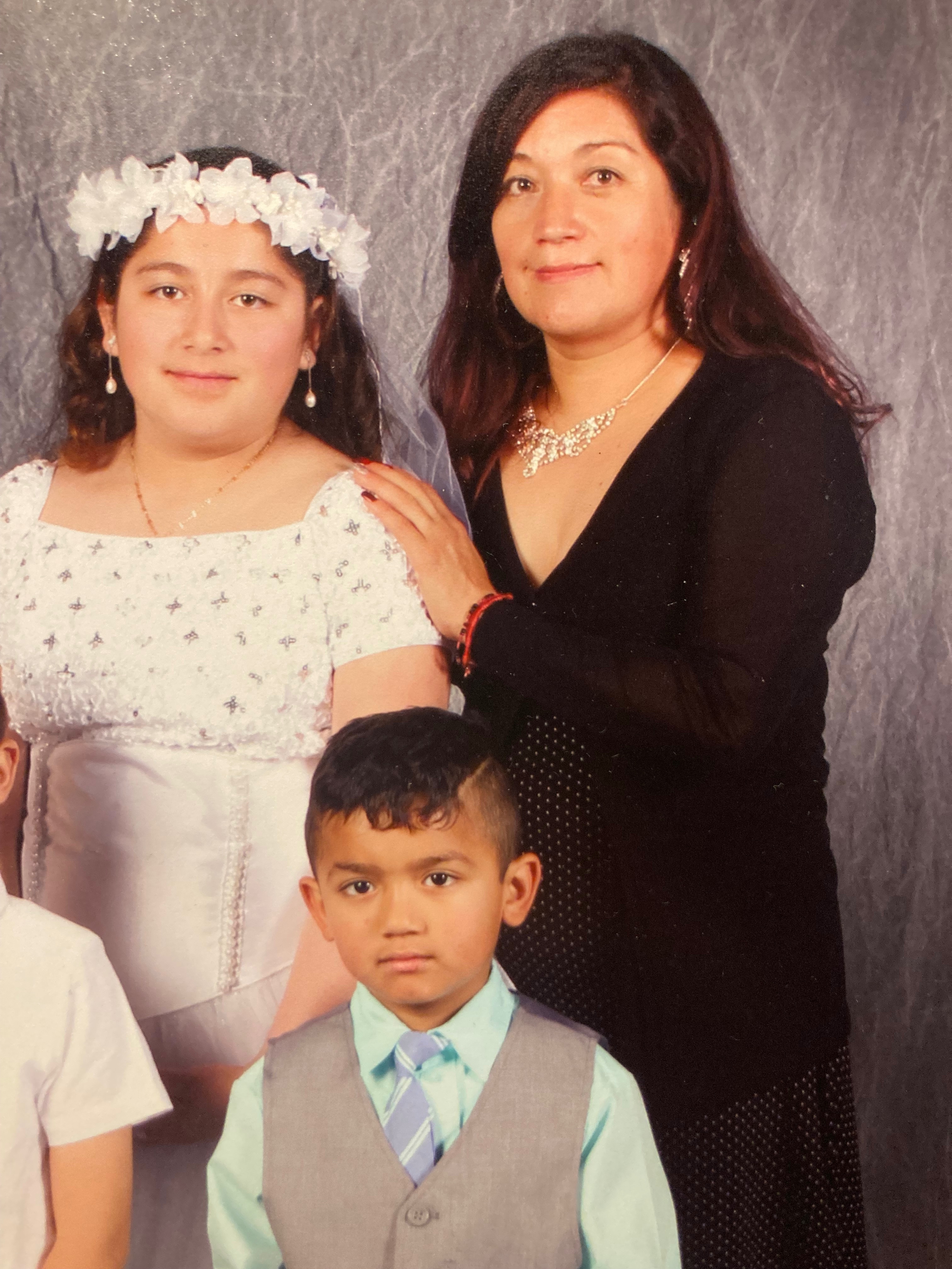 Help Us Honor Our Mom, Raquel Ochoa ❤️ campaign photo, 2 of 7