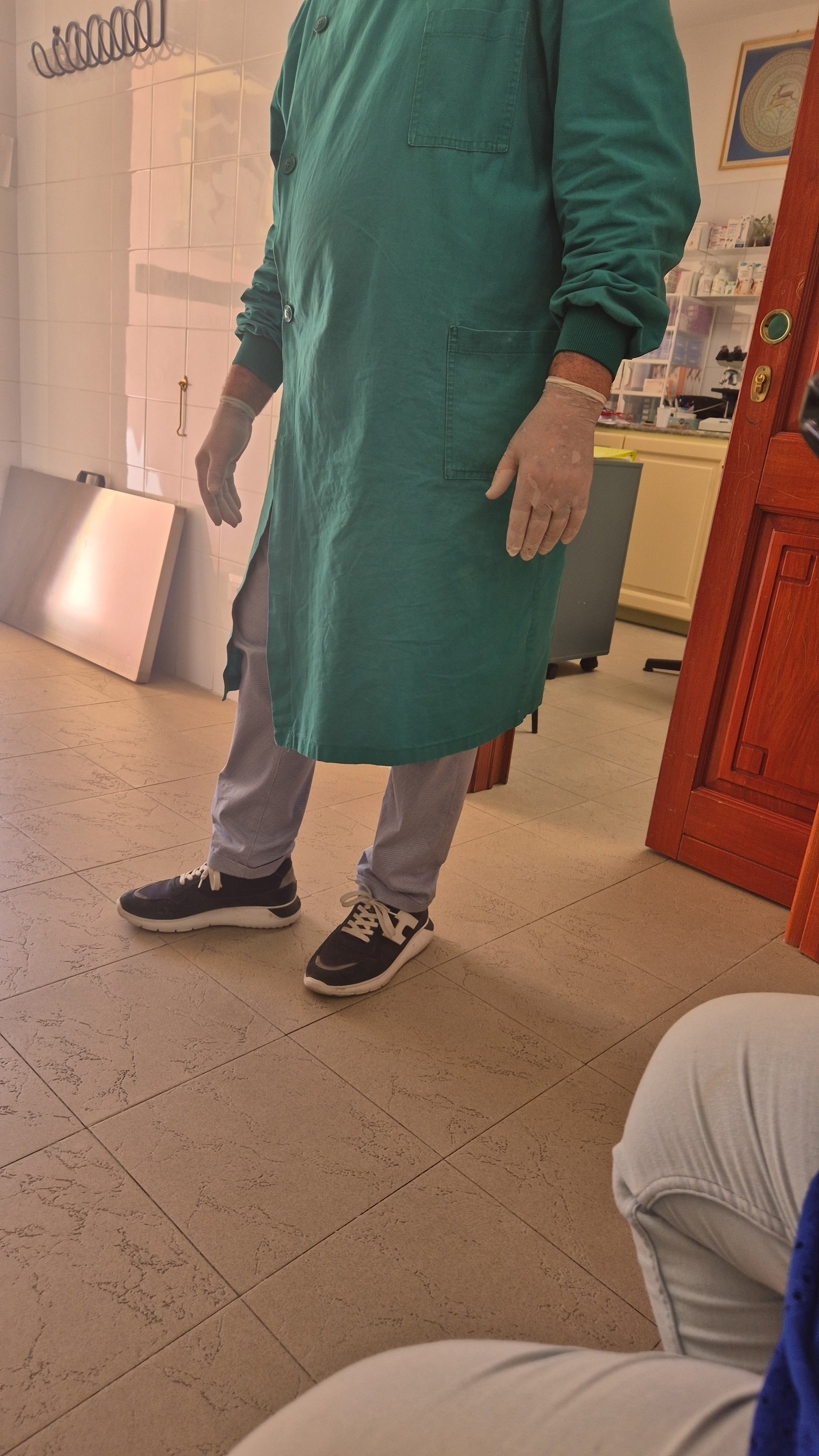 Saldare conto e proseguire cure campaign photo, 5 of 9