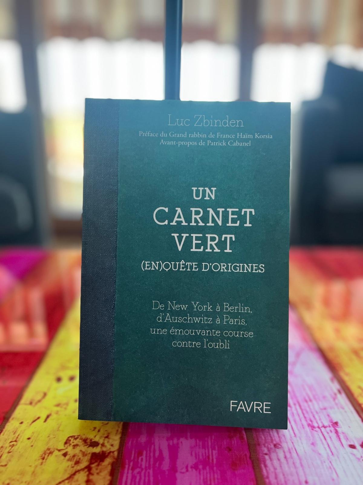 Un livre pour ne jamais oublier, et pour construire l'avenir campaign photo, 7 of 8