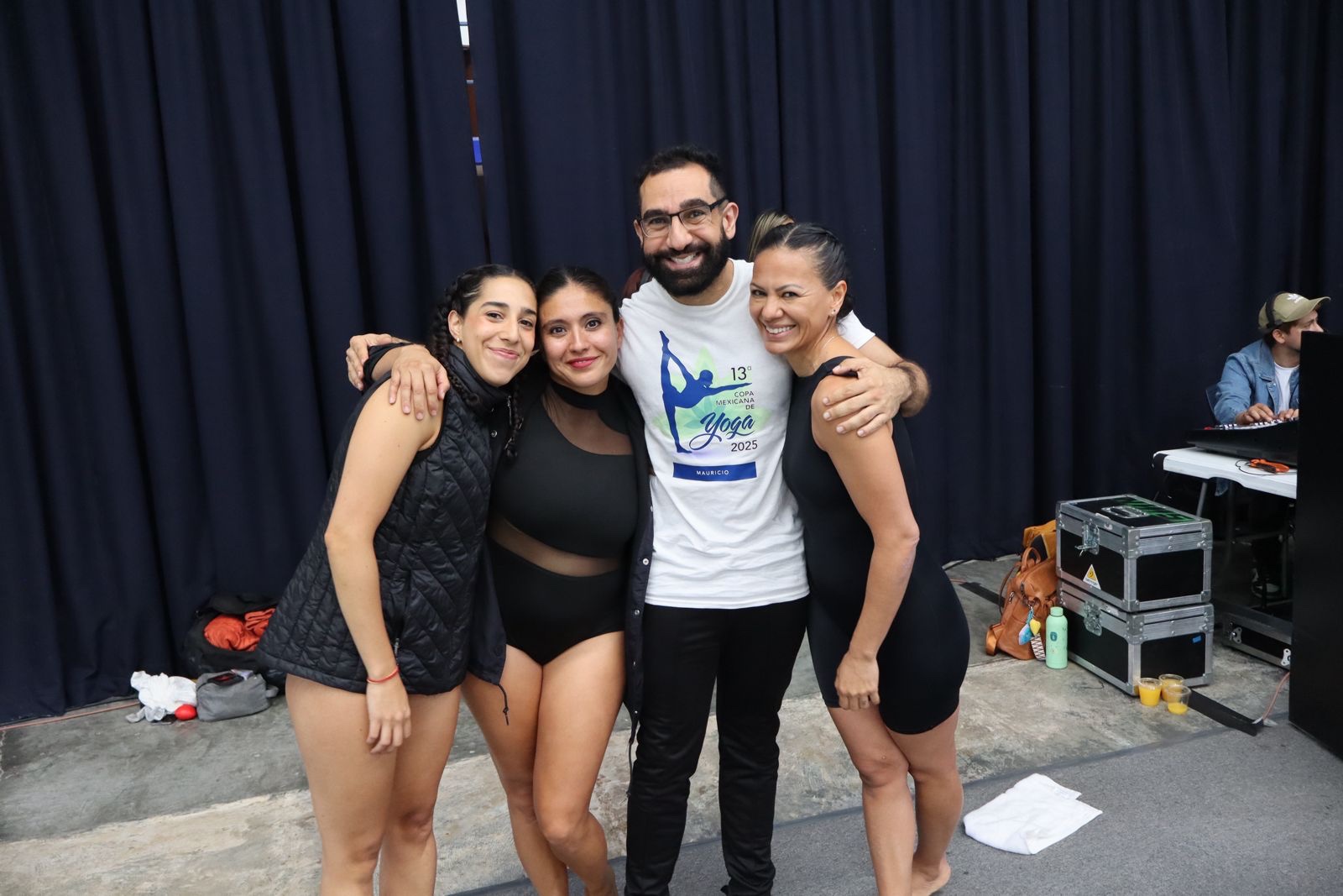 Foto de la recaudación de fondos Mau @ the Yoga World Cup? - ¿Mau en el Mundial de Yoga?, 2 de 8