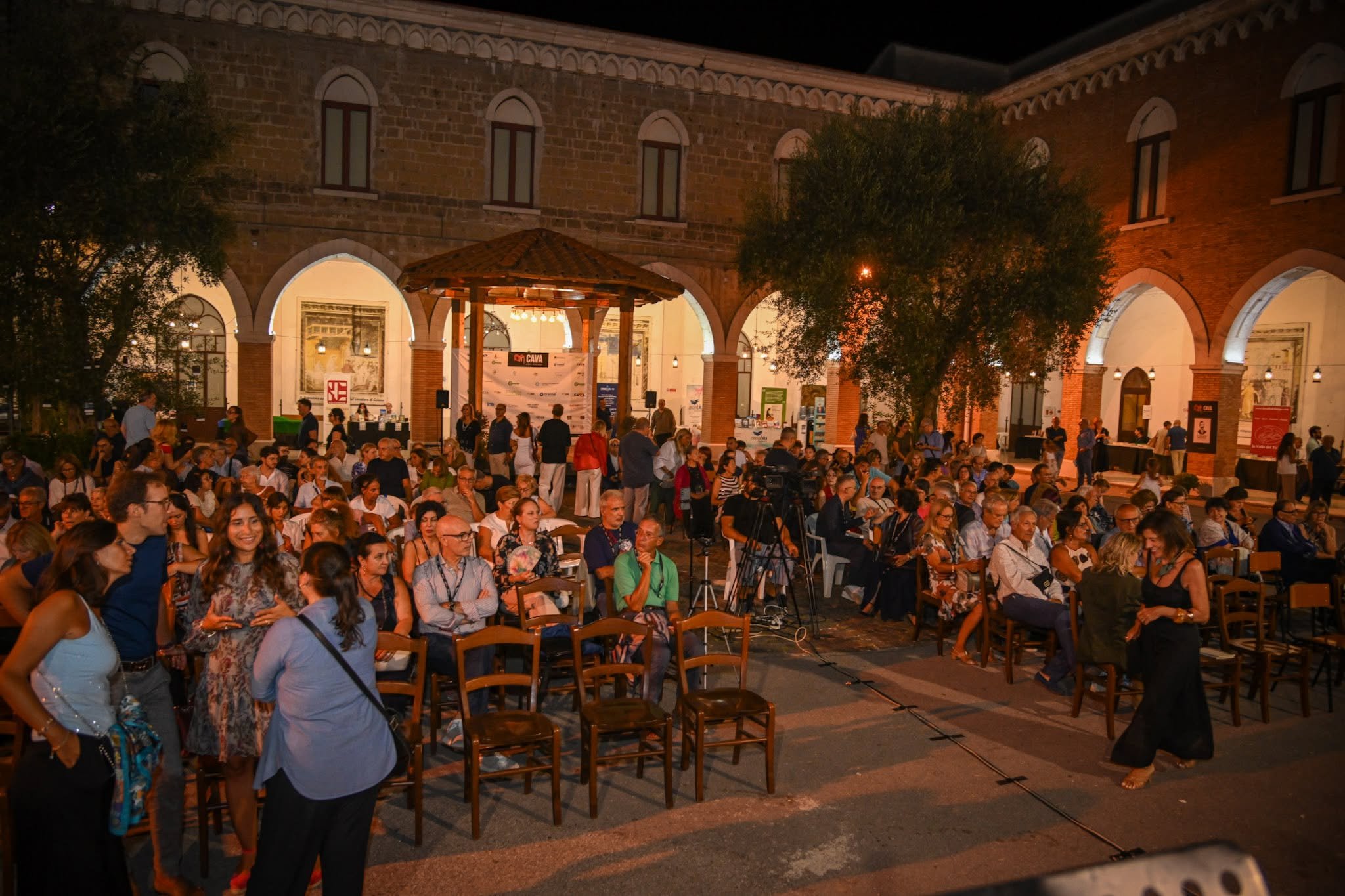 Sostieni la cultura. Aiutaci a creare nuovi progetti. campaign photo, 6 of 8