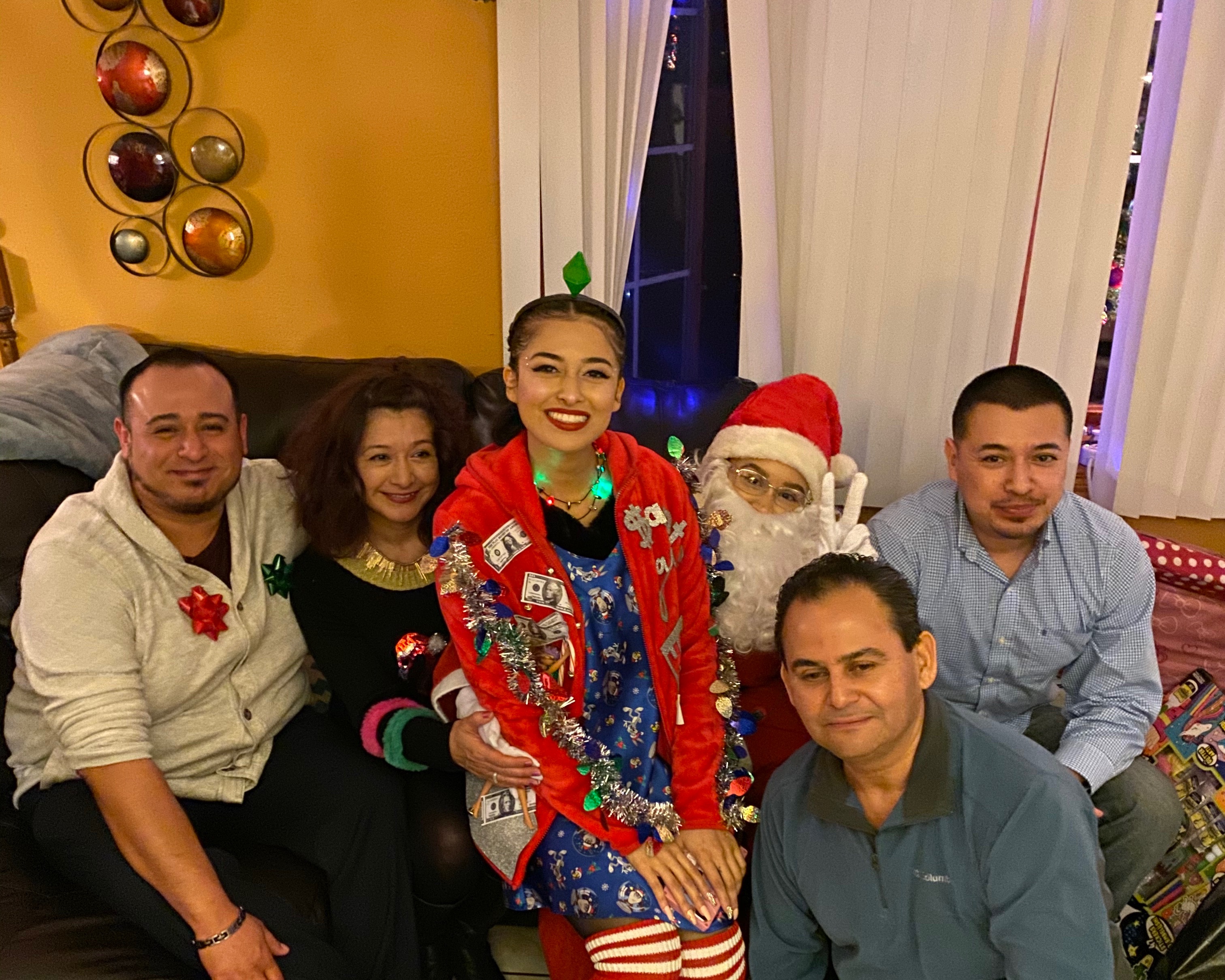 monique avila Support Monique’s Mother and Family gofundme donation