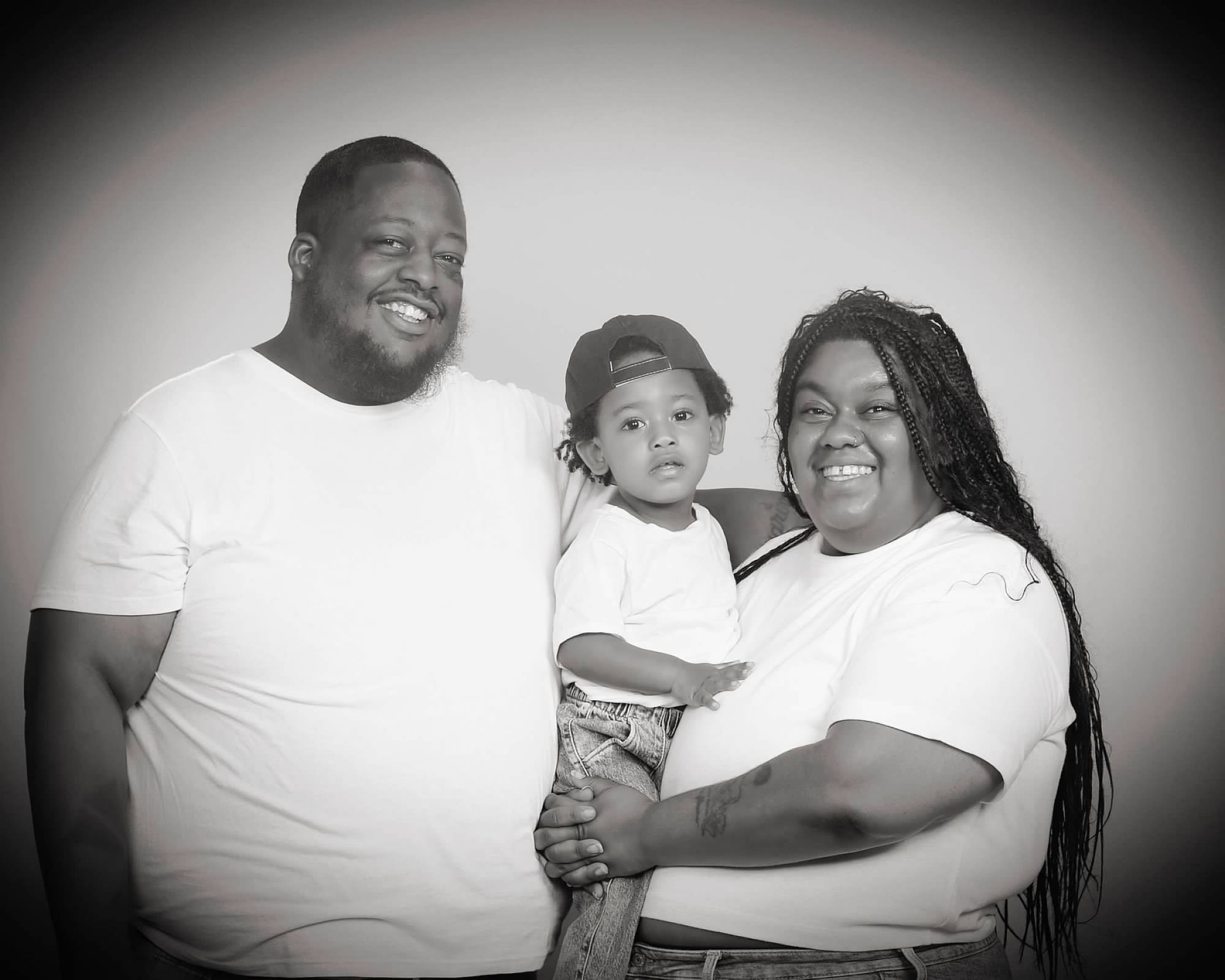 Support Fantasia’s Memorial and Family campaign photo, 2 of 6