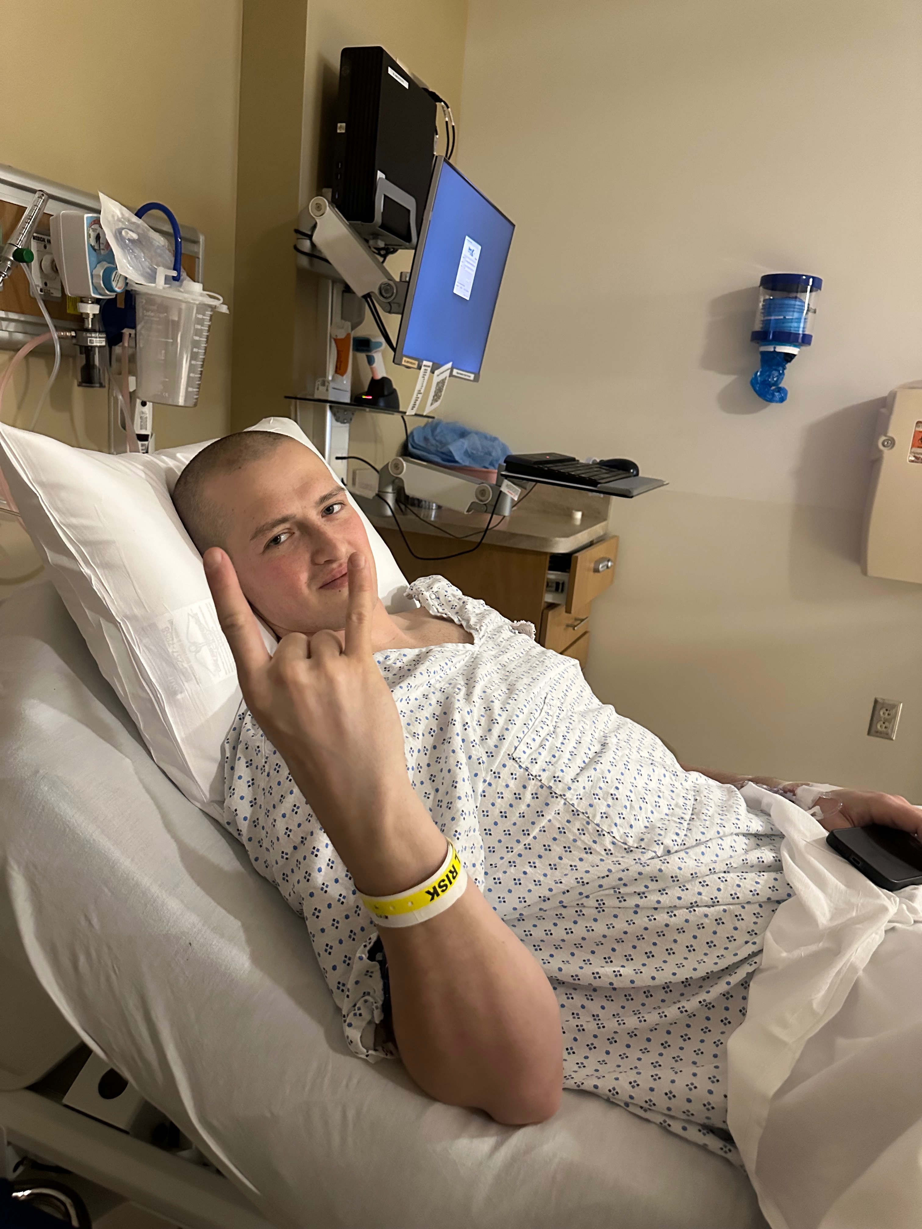 Photo de la campagne Help Jakob Cover Cancer Treatment Costs, 2 sur 11