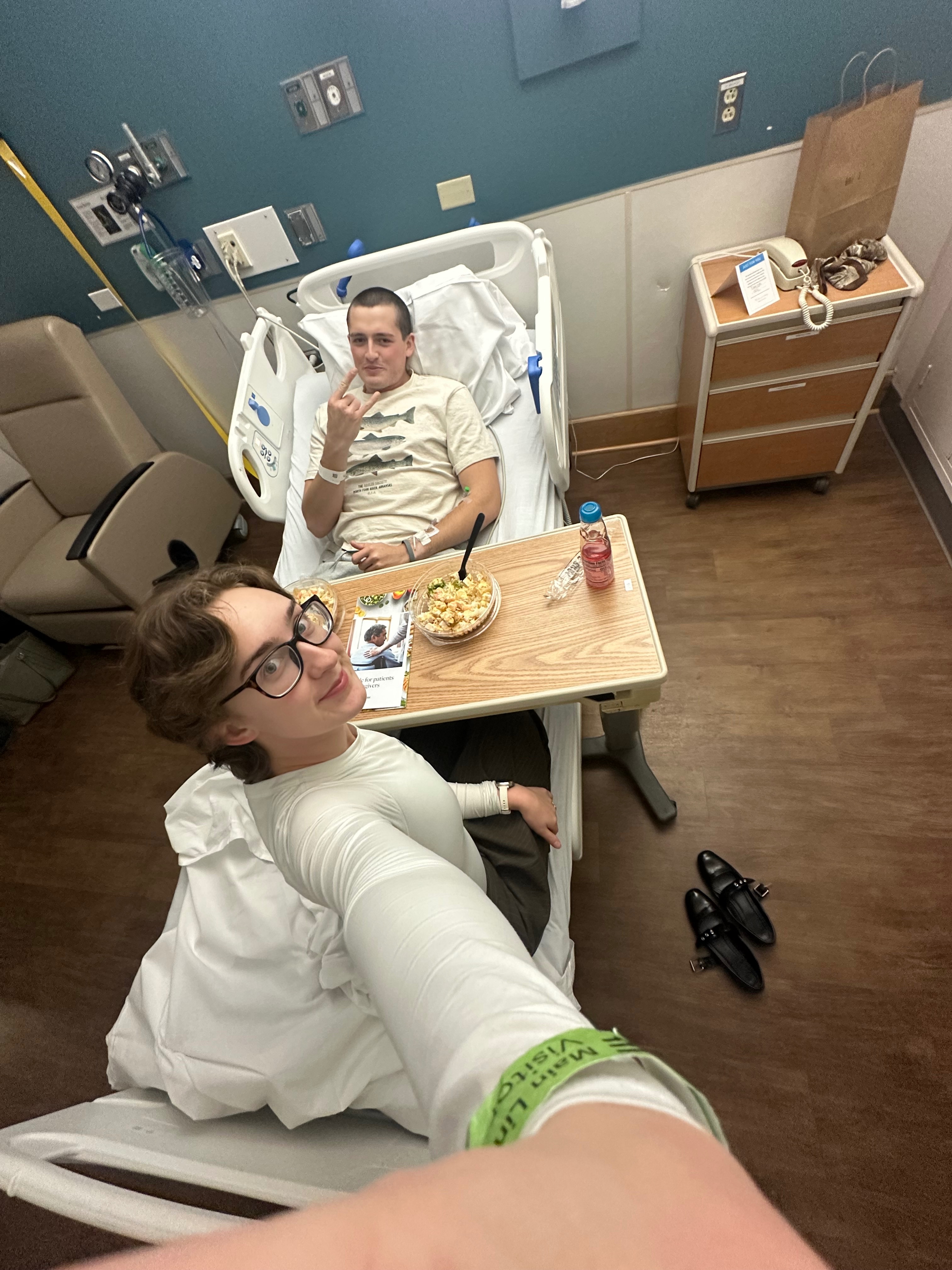 Photo de la campagne Help Jakob Cover Cancer Treatment Costs, 5 sur 11