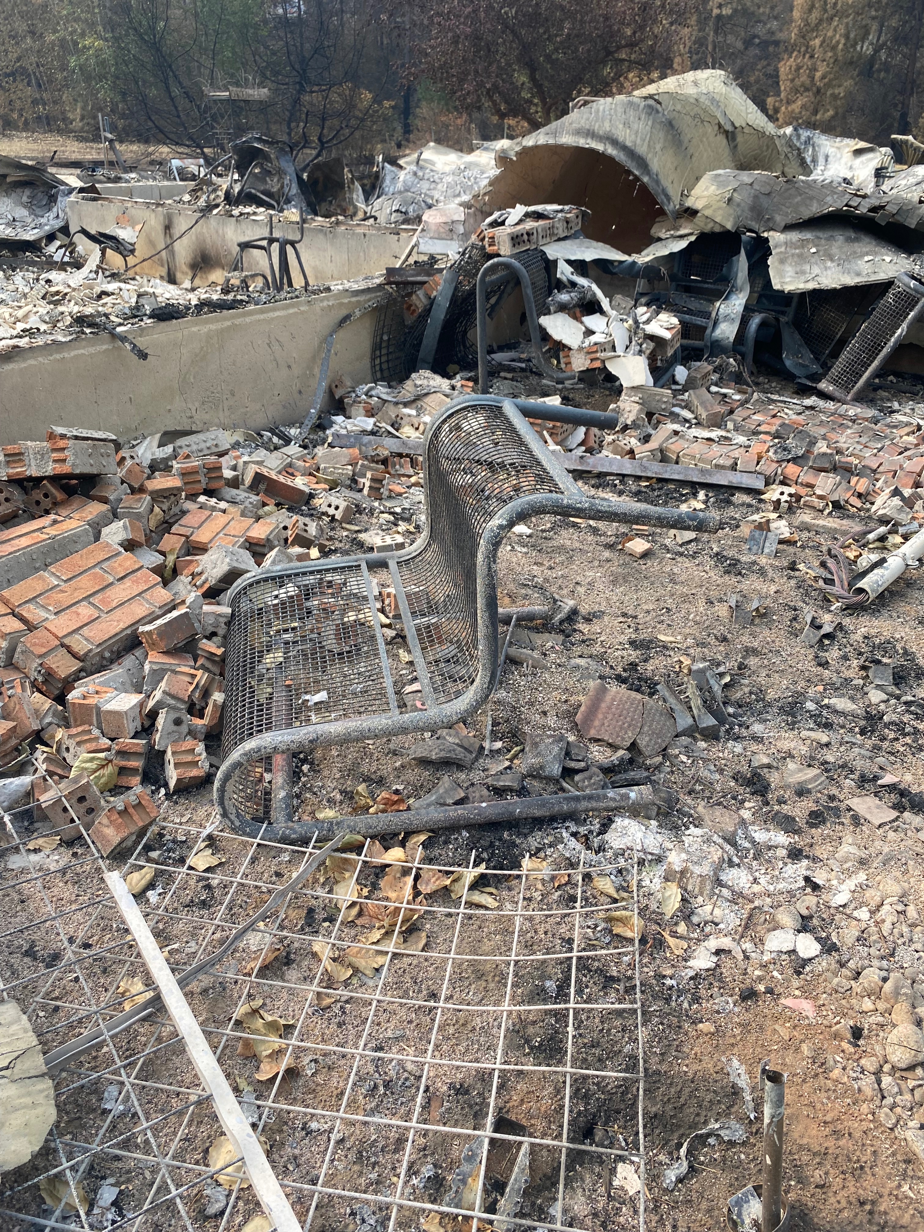 Help Kim after the Bald range fire destroyed her family home campaign photo, 4 of 7