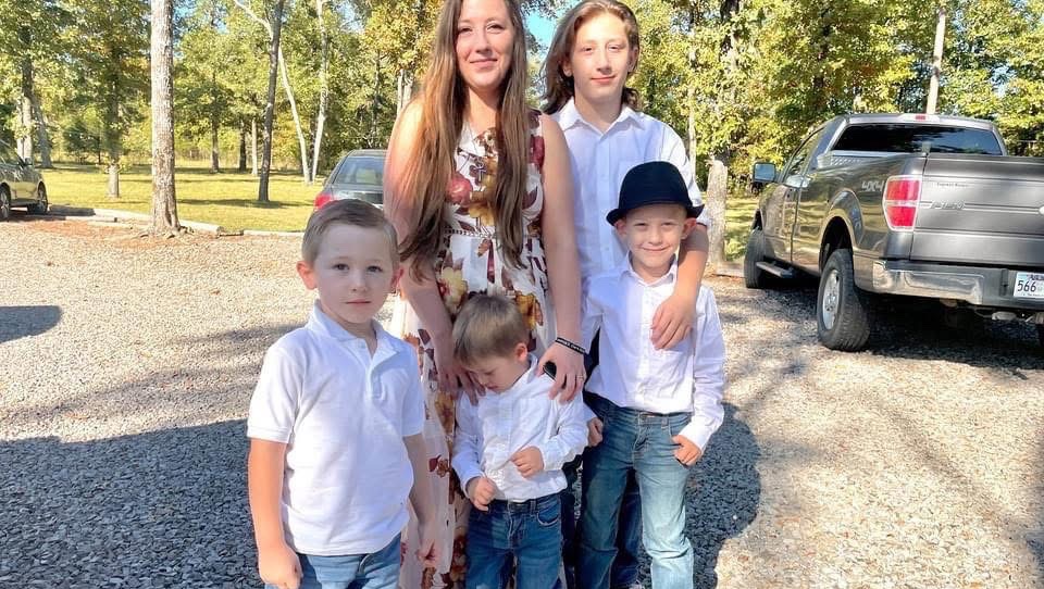 Presley Kenney - Helping Chris and the Boys Through This Loss