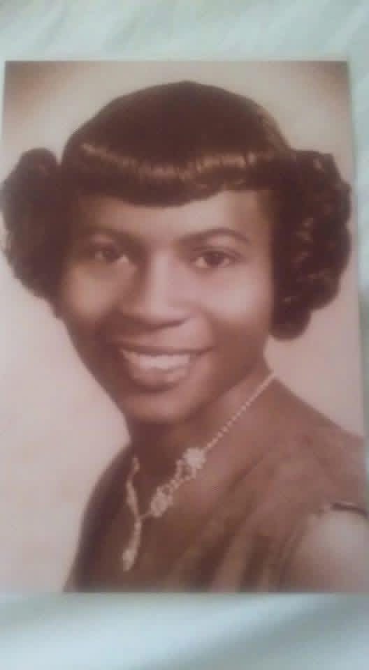 Shaquille Gregory Help Honor Our Beloved Grandmother gofundme donation