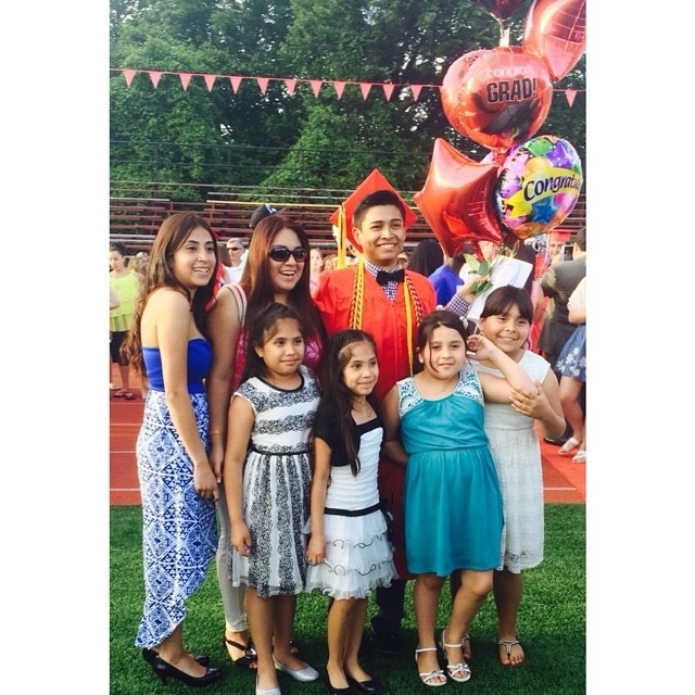 Help Emerson, Queer El Salvador TPS Recipient, Return Safely campaign photo, 12 of 13