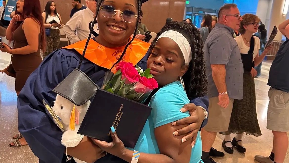 Zakiyah Flippin - Help Cover My Mom’s Funeral After Her Hospital Stay