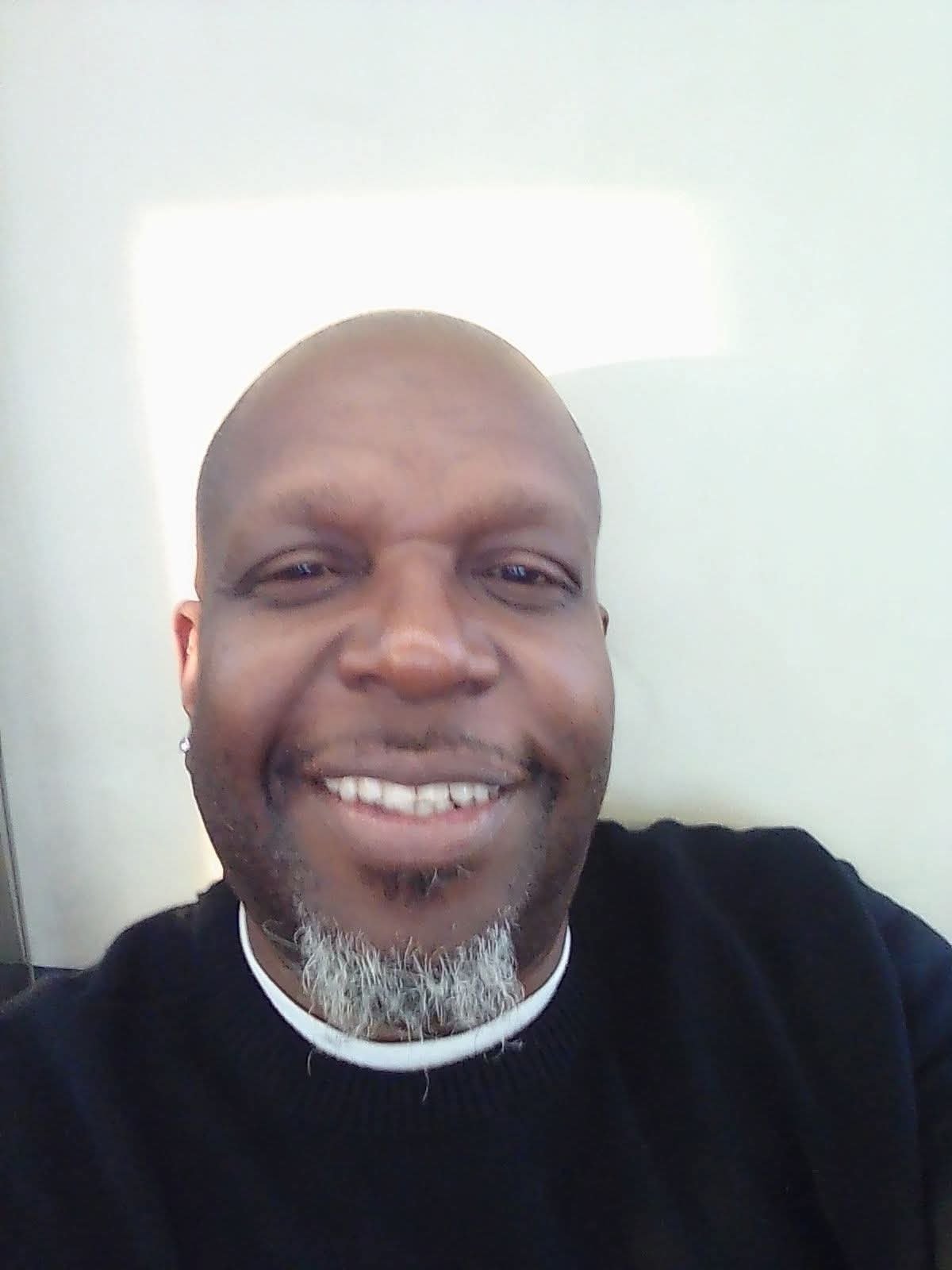 Shawnice Cameron  Bring Robbie Home and Lay Him to Rest gofundme donation
