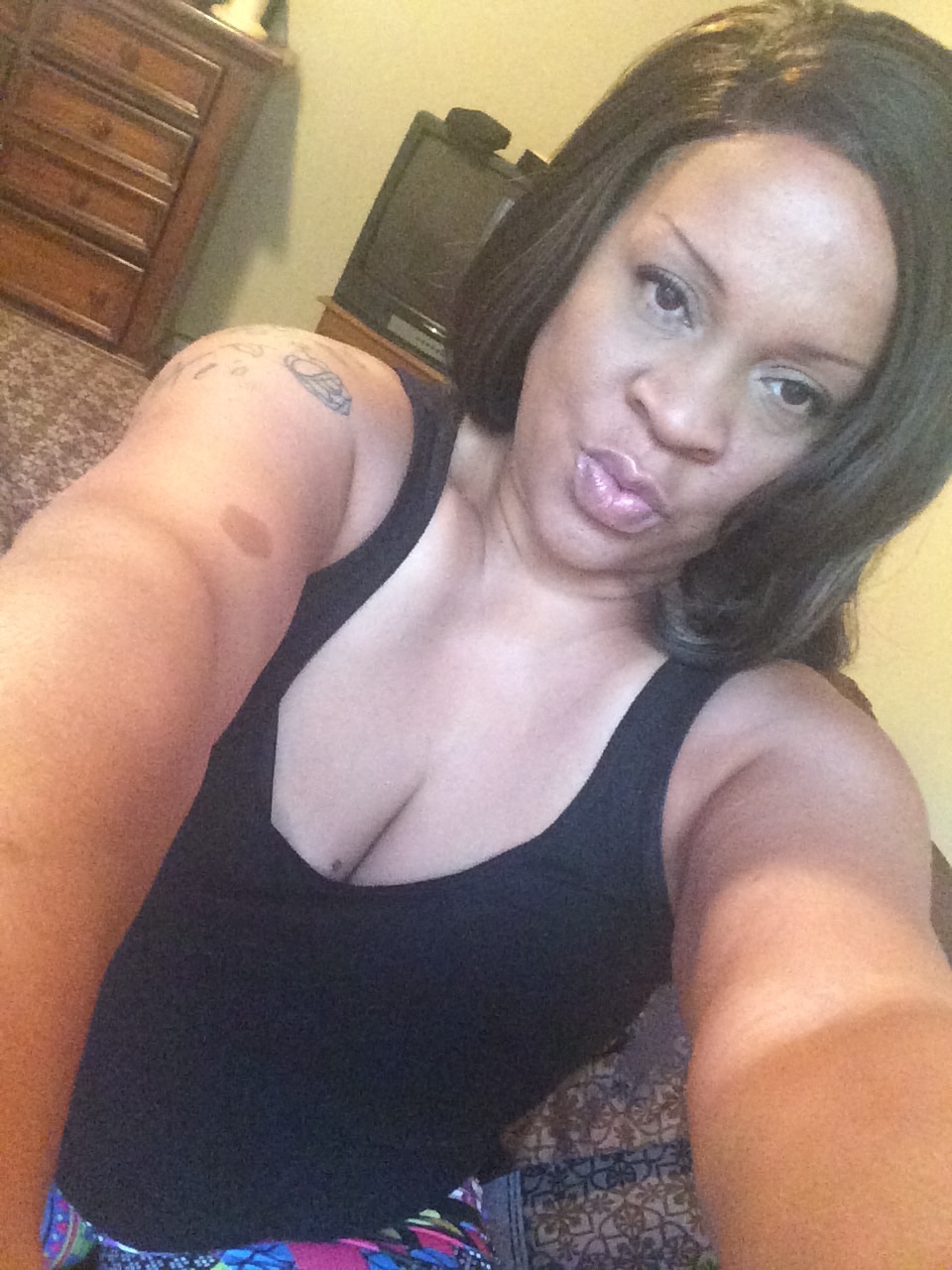 Tesia Ta Proper Burial for My Mother gofundme donation