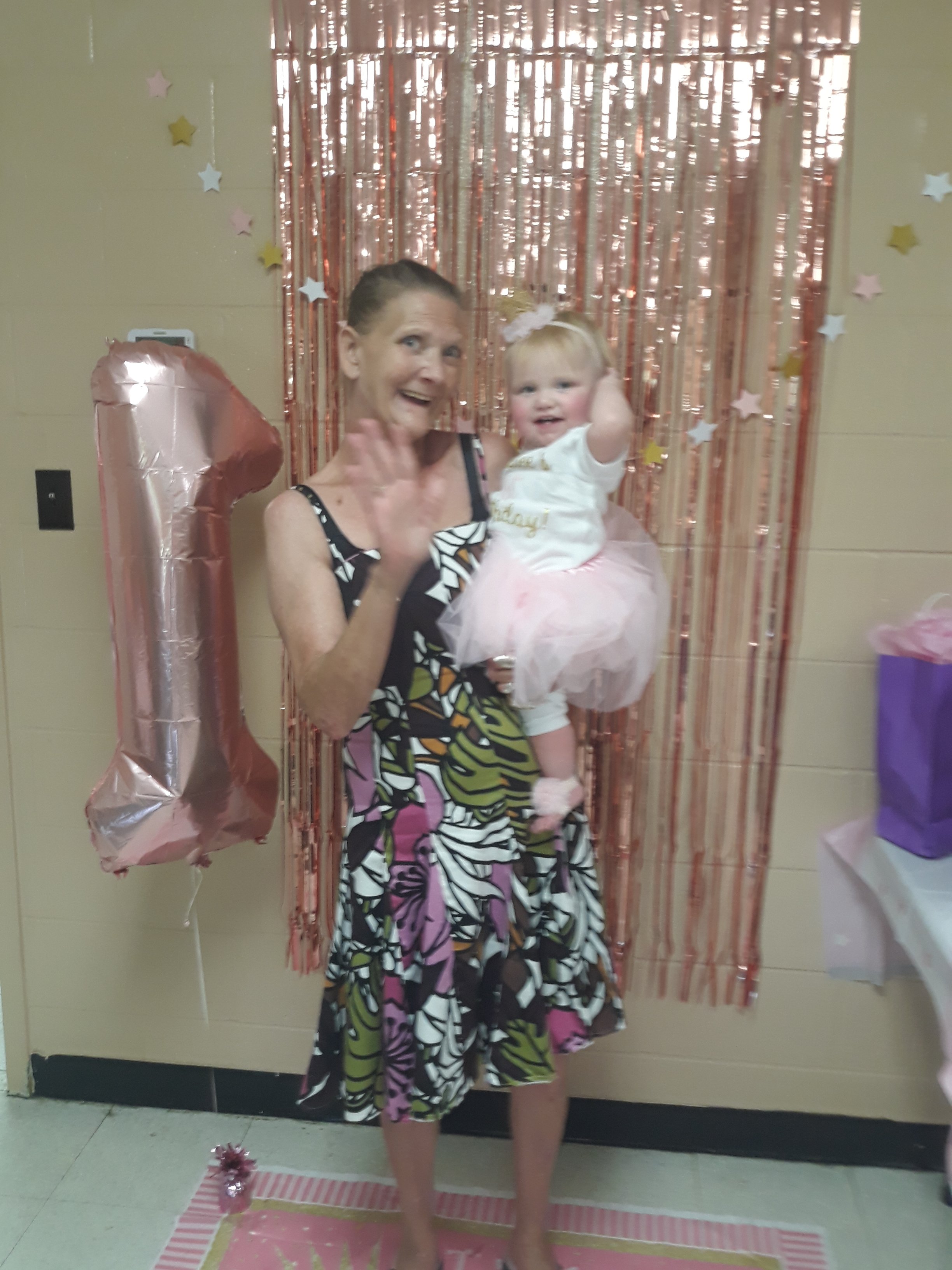 Renea Capps  Help With My Mother’s Funeral Expenses gofundme donation
