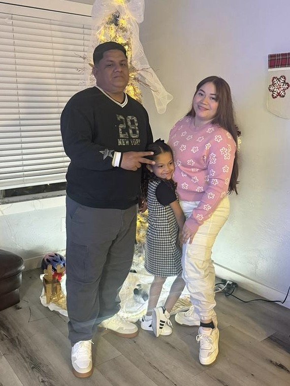 Support Juliana’s Family Rebuild After Deportation campaign photo, 2 of 5