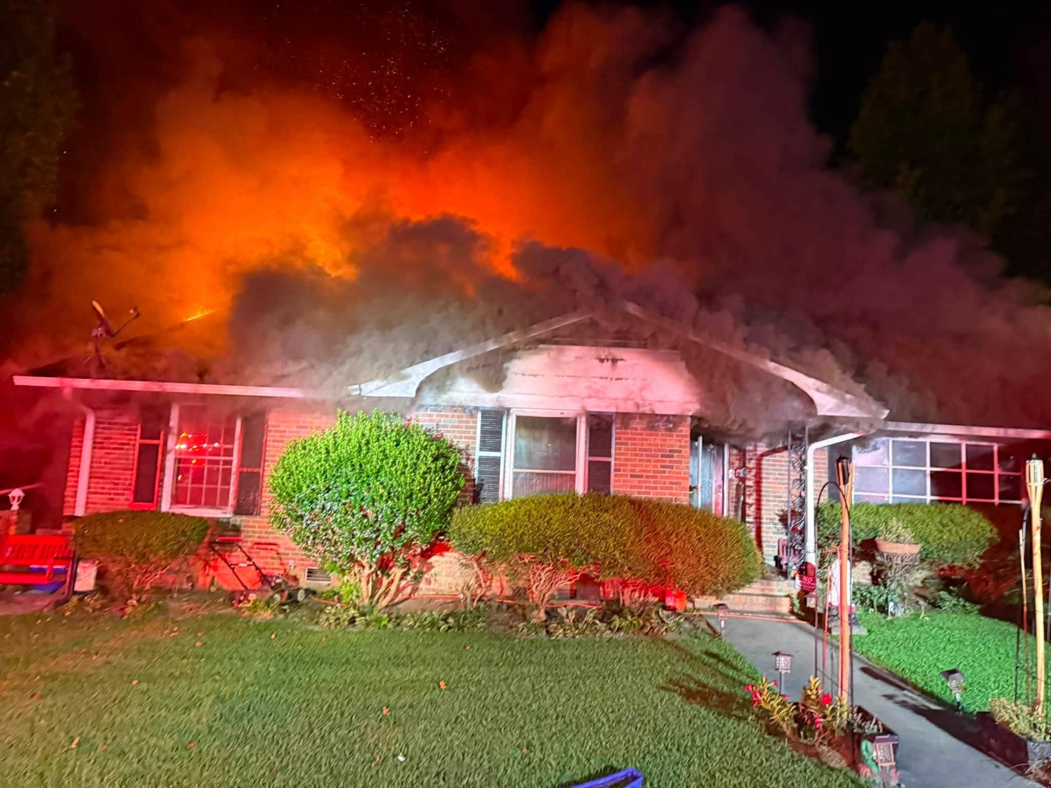 Support Calvin and Roblyn After House Fire campaign photo, 4 of 5