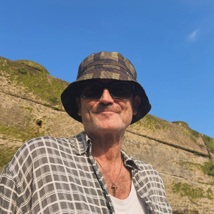 HELP WAYNE HANSON FUND URGENT RADIOTHERAPY campaign photo, 4 of 8