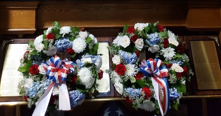 9-11 Memorial Flowers: Engine 205, Ladder 118 campaign photo, 4 of 5