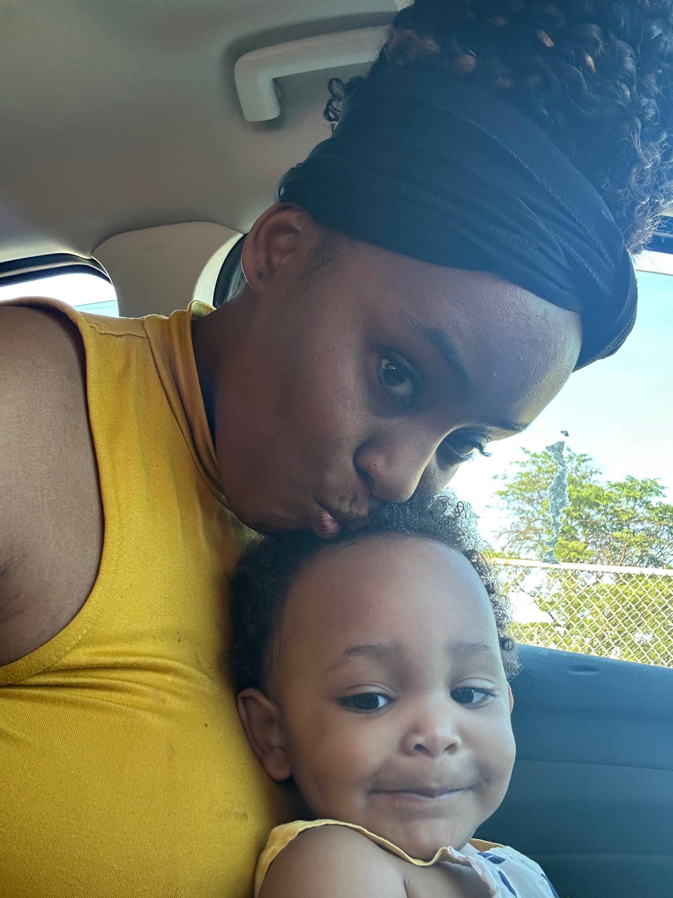 Help a Single Mother Get Her Children Home campaign photo, 6 of 7