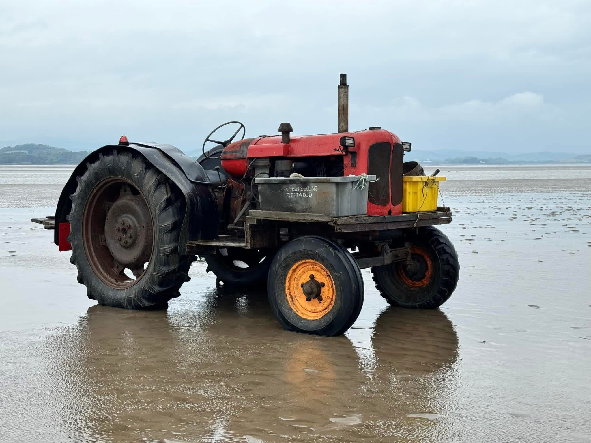 Help get the Kings Guide tractors back on the sands campaign photo, 2 of 8