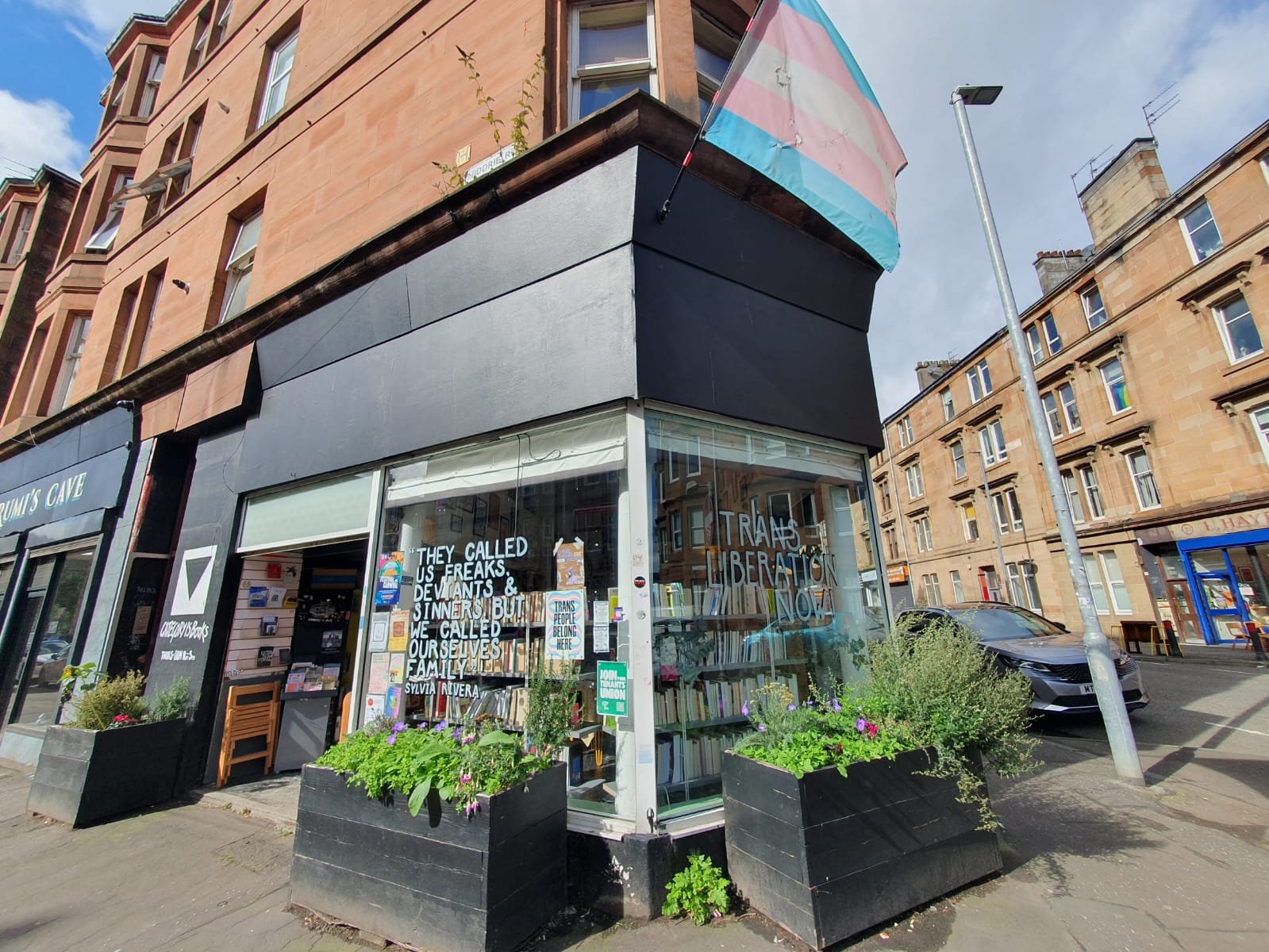 Help Category Is Books Get Shutters! campaign photo, 2 of 6