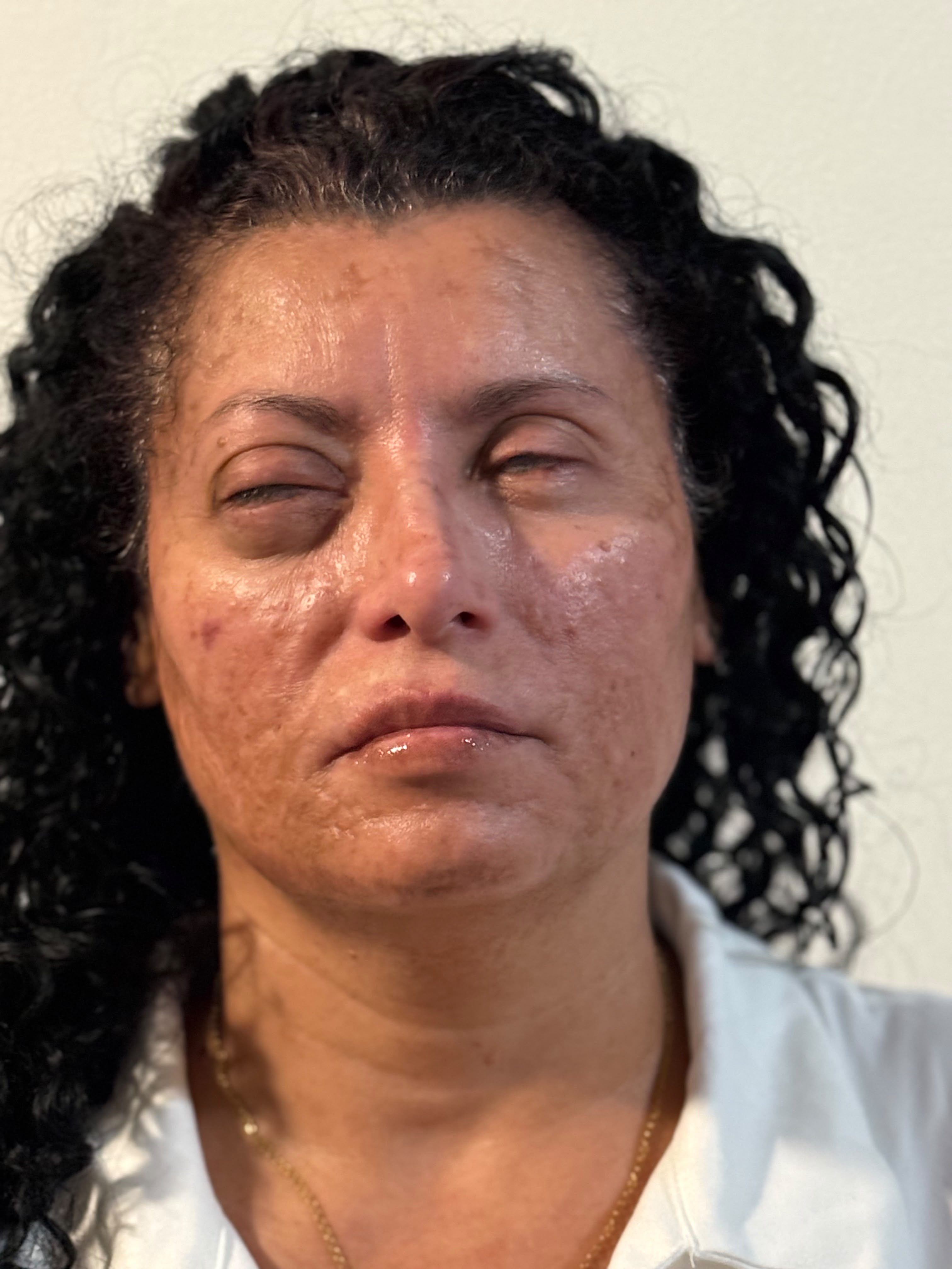 Después de 30 Años sin Ver, Angélica Tiene una Oportunidad campaign photo, 6 of 7