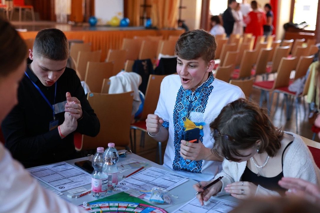 Support Young Leaders at the Geneva Youth Economic Forum campaign photo, 2 of 8