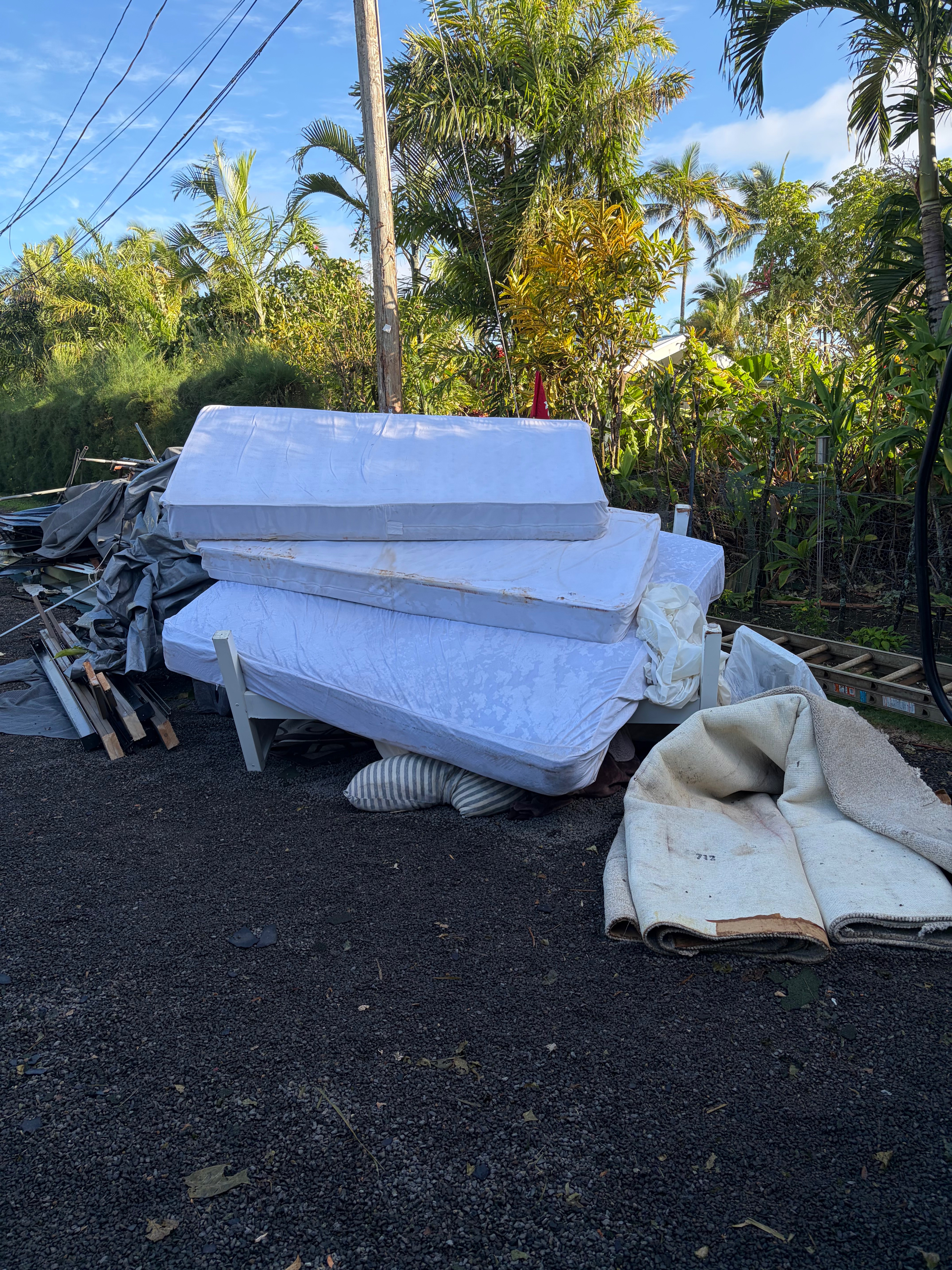 Hope for the Anakaleas After Hurricane Lowell campaign photo, 6 of 8
