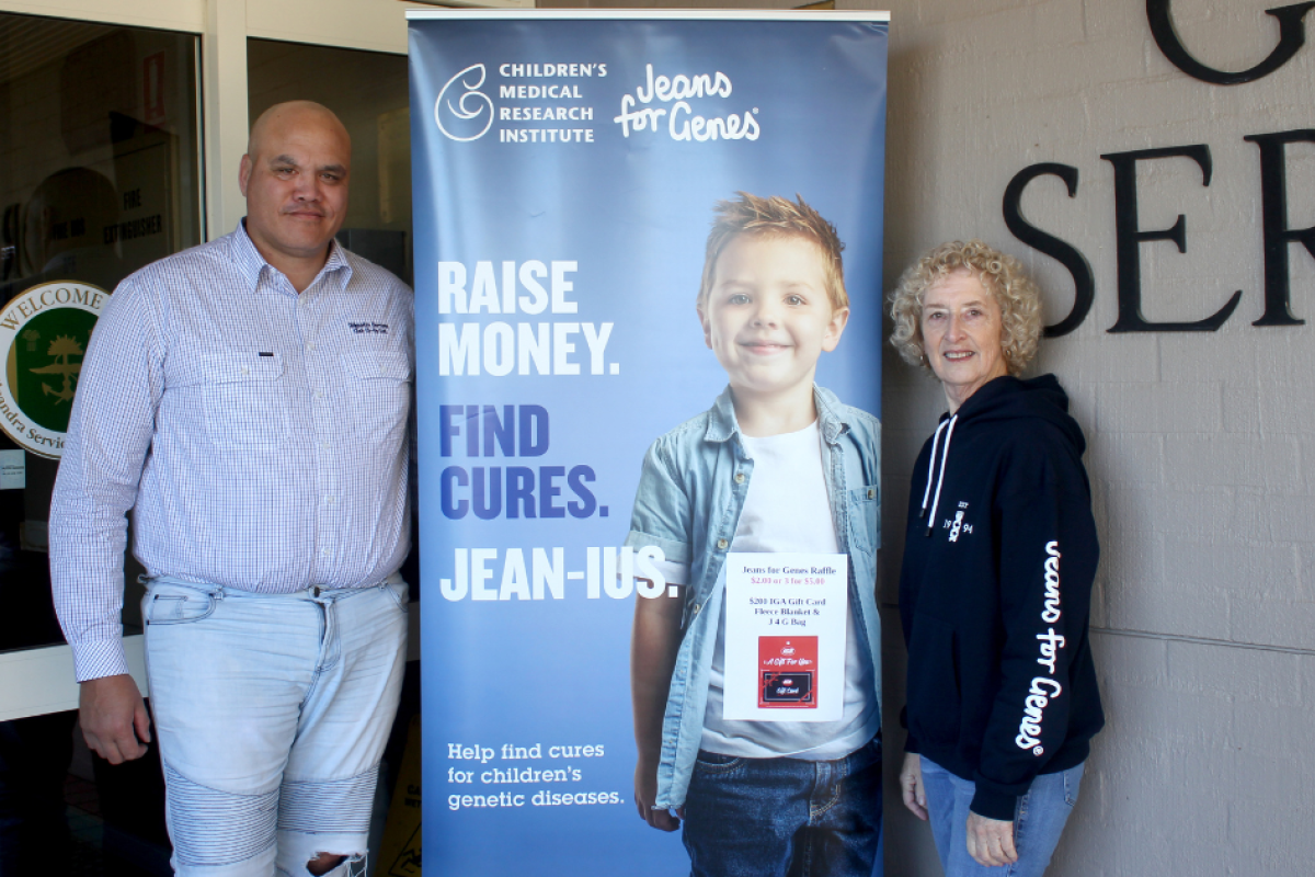 Quentin Karaitiana: supporting Luu and their four children campaign photo, 6 of 8