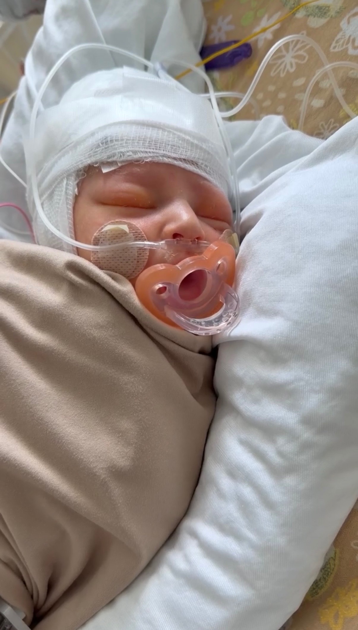 Baby Lennon’s ICU Journey campaign photo, 7 of 8