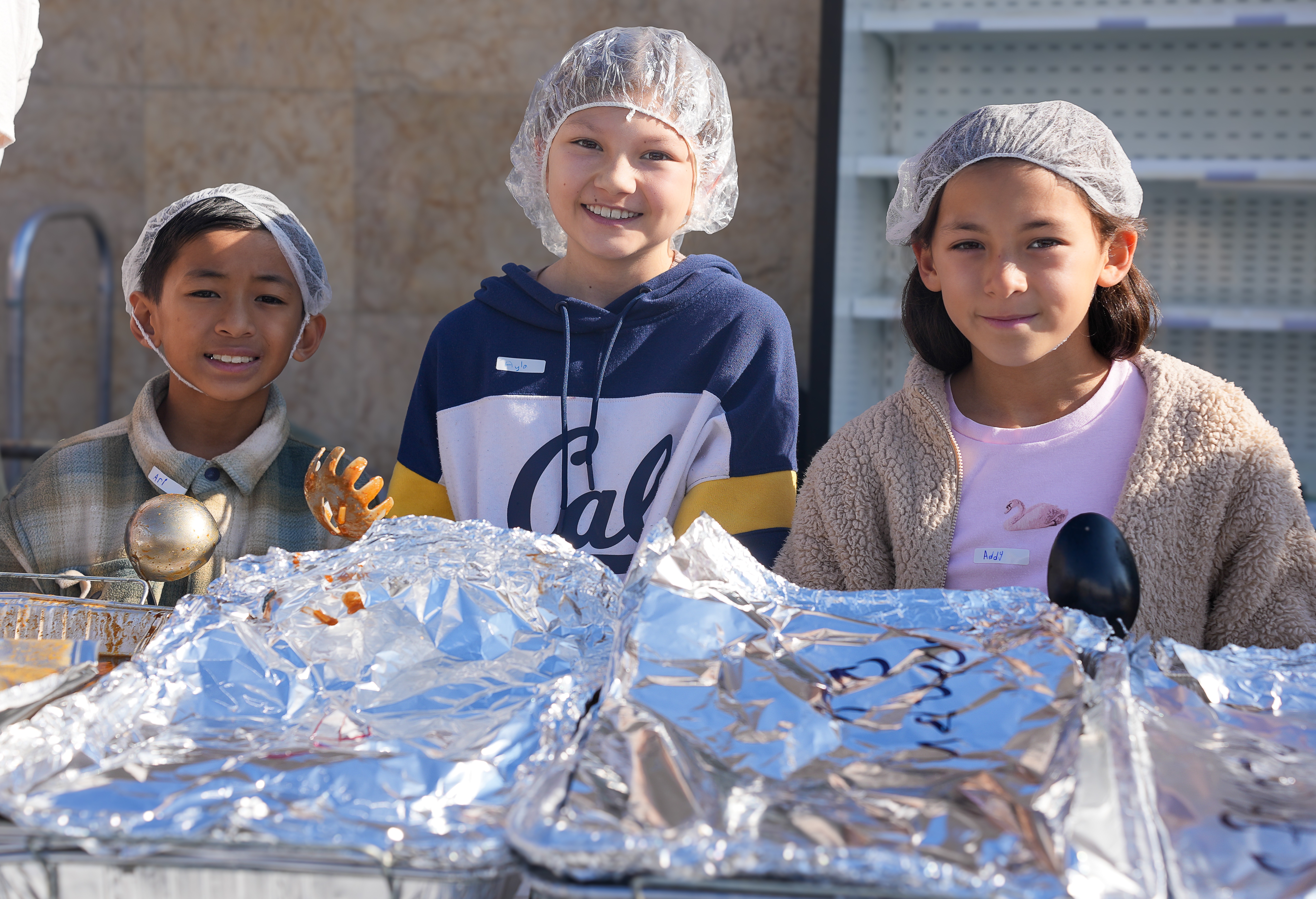 Two Star Market's 24th Thanksgiving Community Event campaign photo, 2 of 8