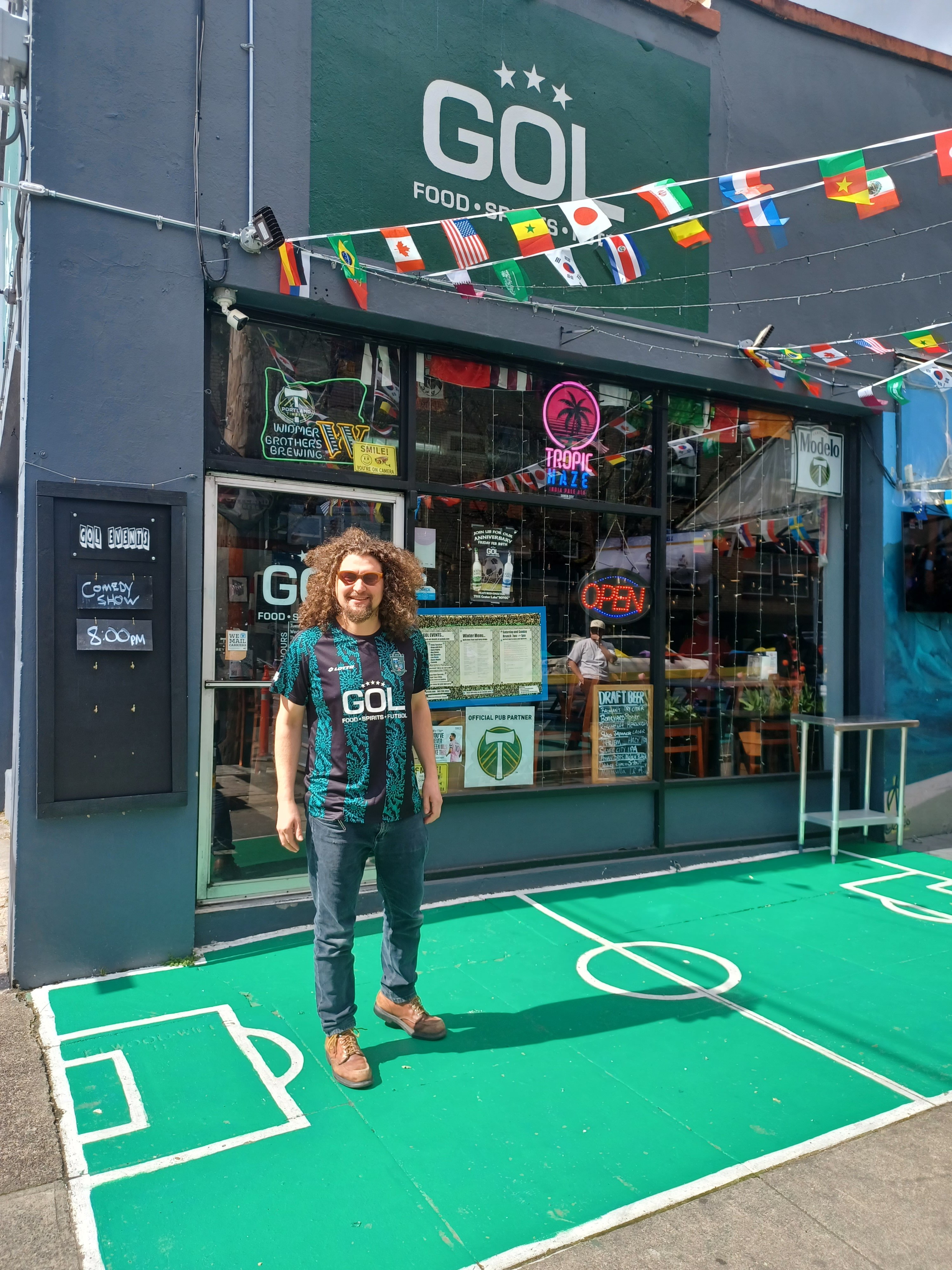 Support Gol's Recovery and Staff campaign photo, 2 of 8
