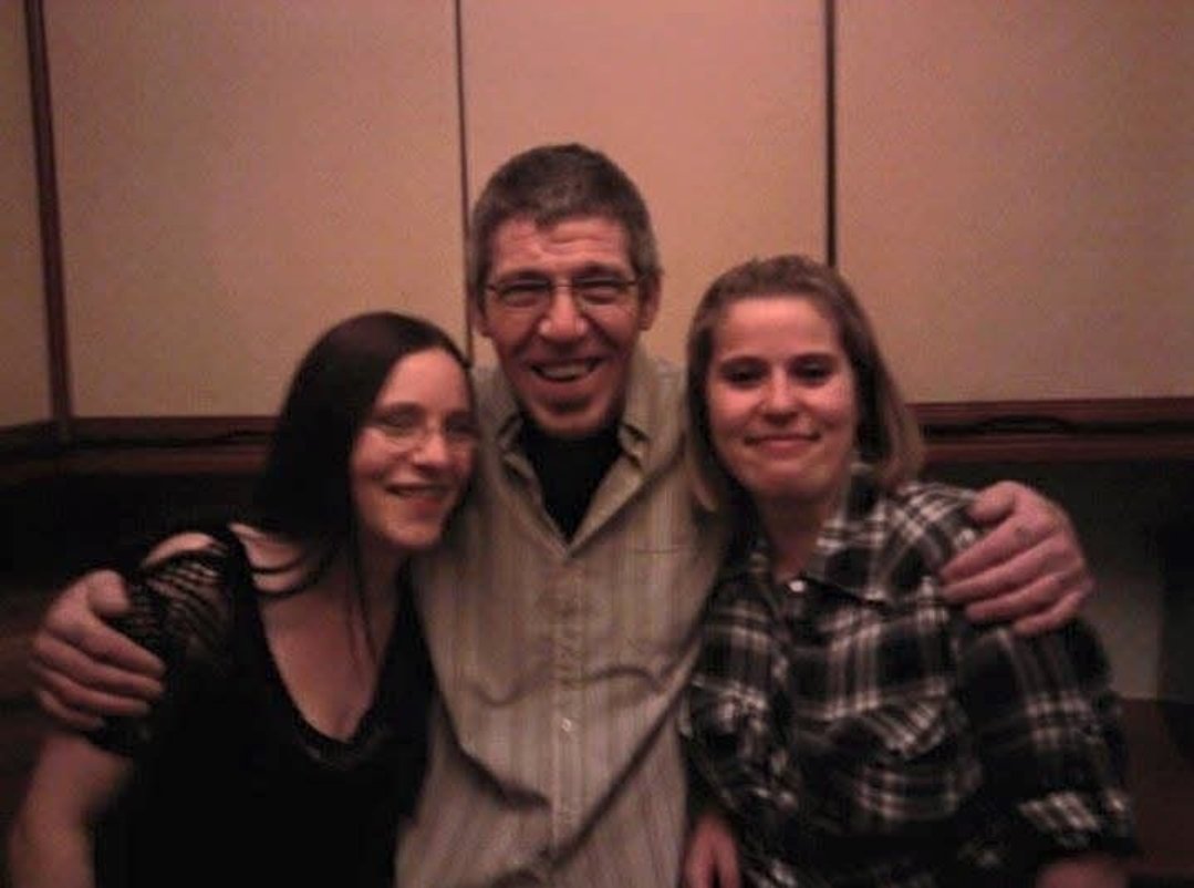 Foto della campagna Help with funeral cost for my farther who passed away unexpe, 2 di 4