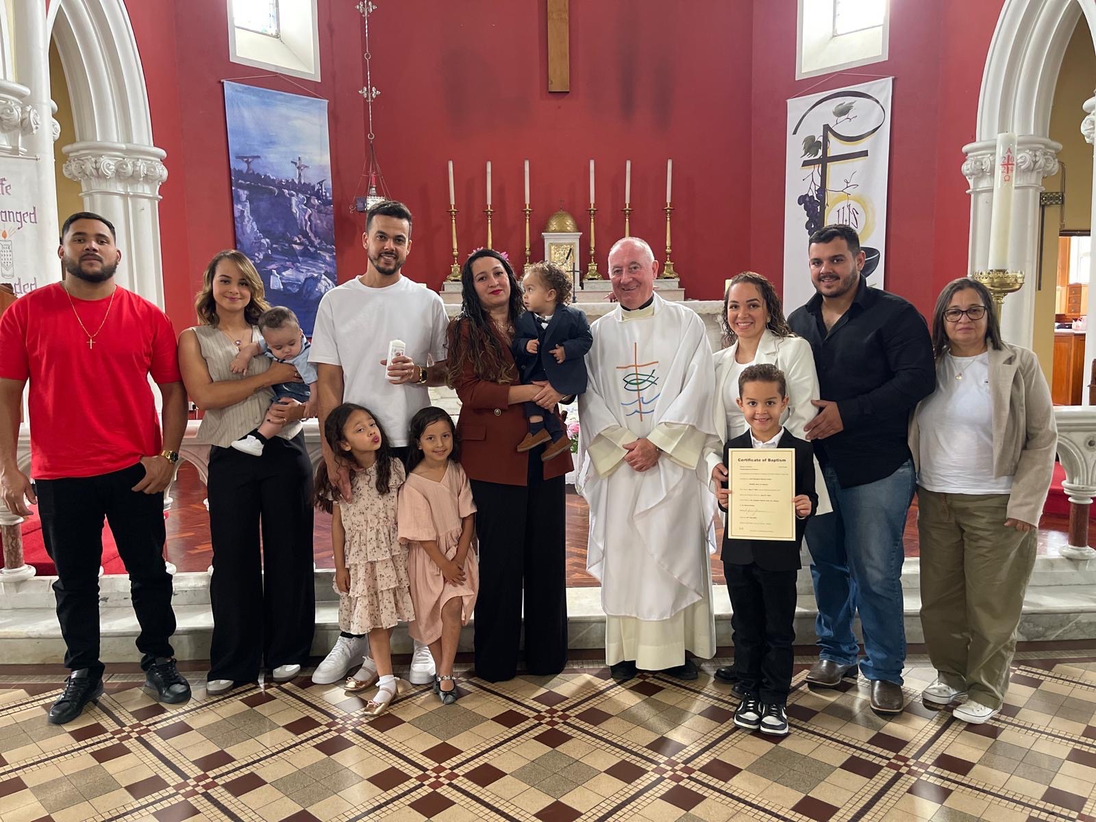 Foto della campagna Ajude a realizar o desejo da família de levar Kaio ao Brasil, 5 di 8