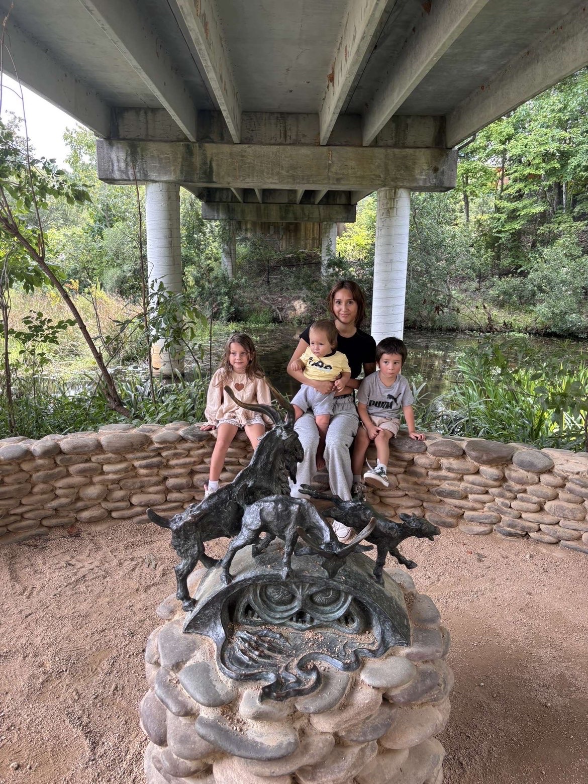 Support a Mother’s Fight to Bring Her Daughter Home campaign photo, 2 of 5