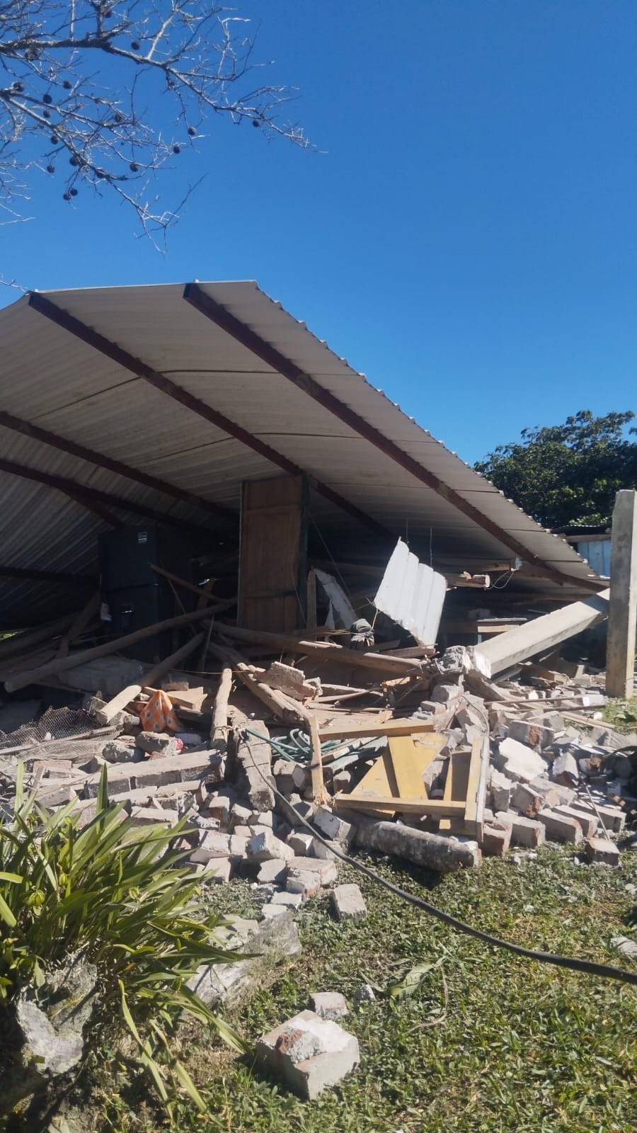 Rebuild Leo, Ramiro, and Efraín's Homes After Quake campaign photo, 2 of 7