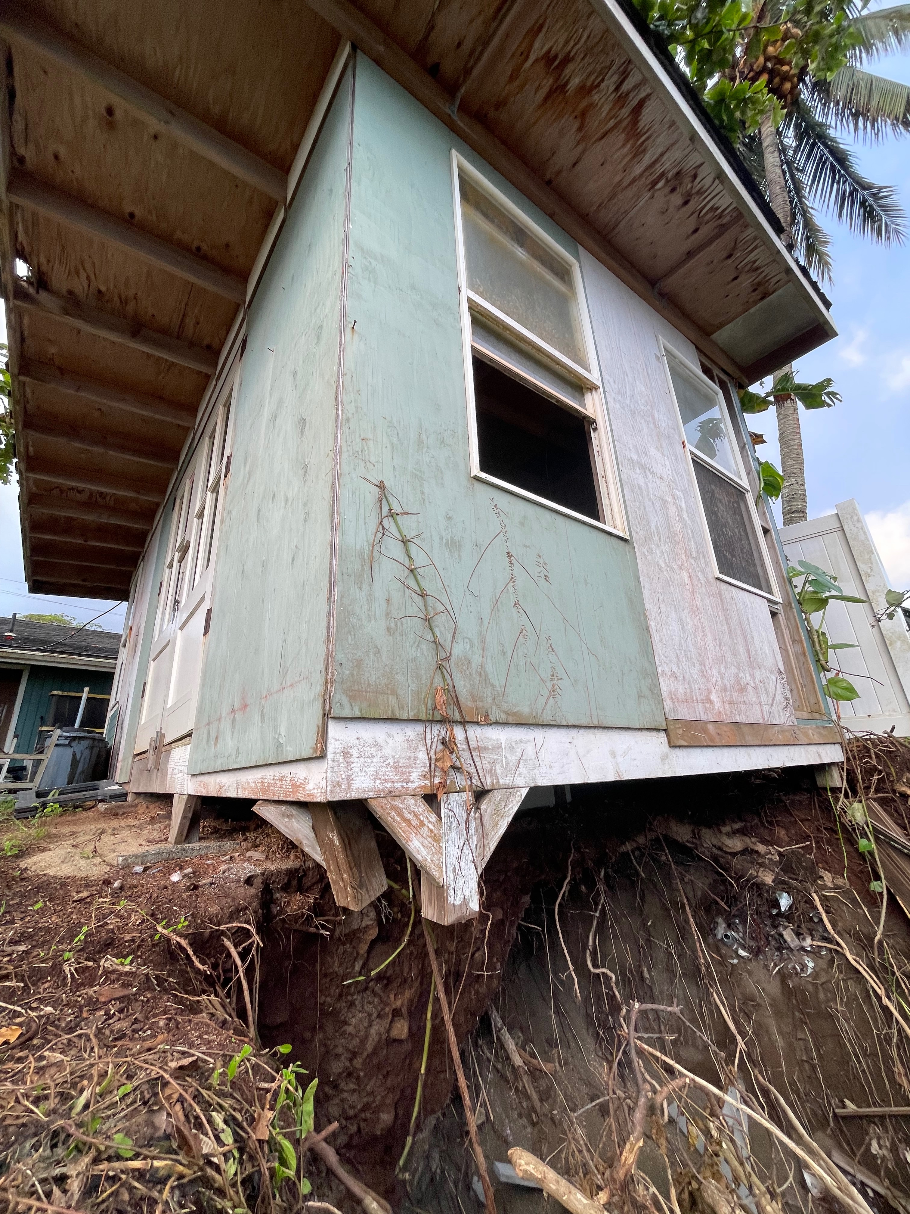 Linda derohan after Hurricane Lowell and loss of her husband campaign photo, 2 of 10